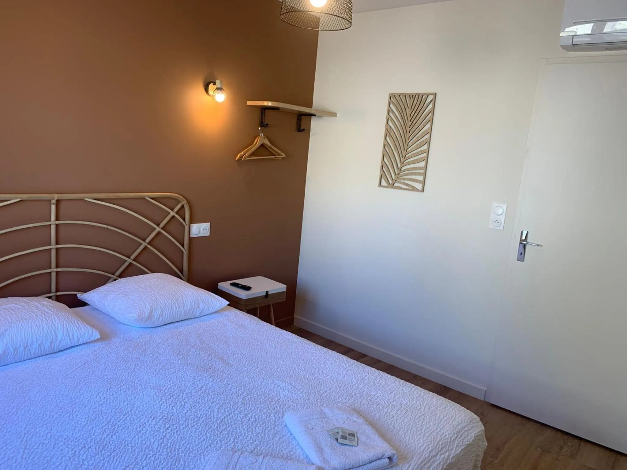 Bed in Hôtel Des Docks