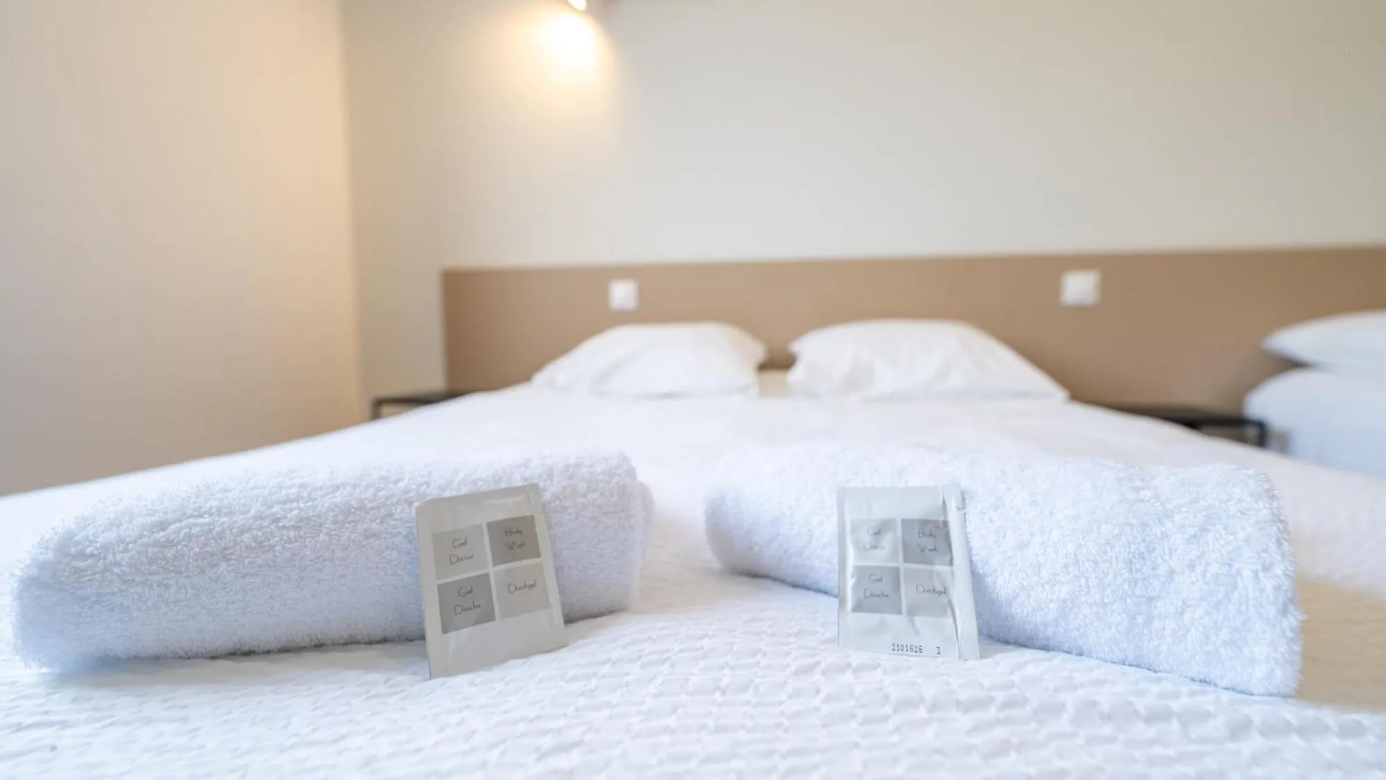 Bed in Hôtel Des Docks