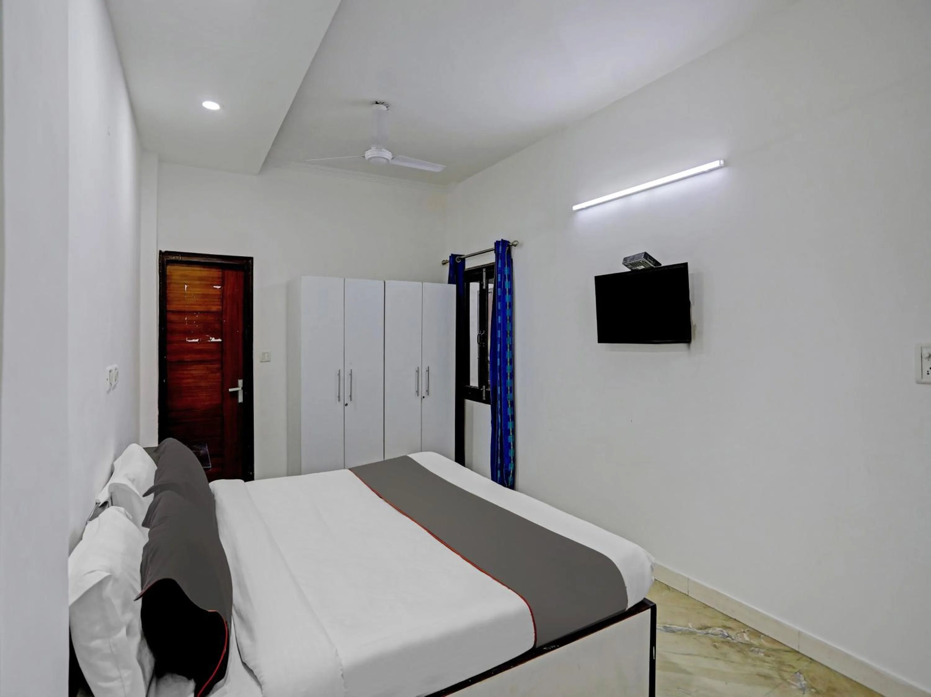 Bedroom, Bed in The Pinaki Residency