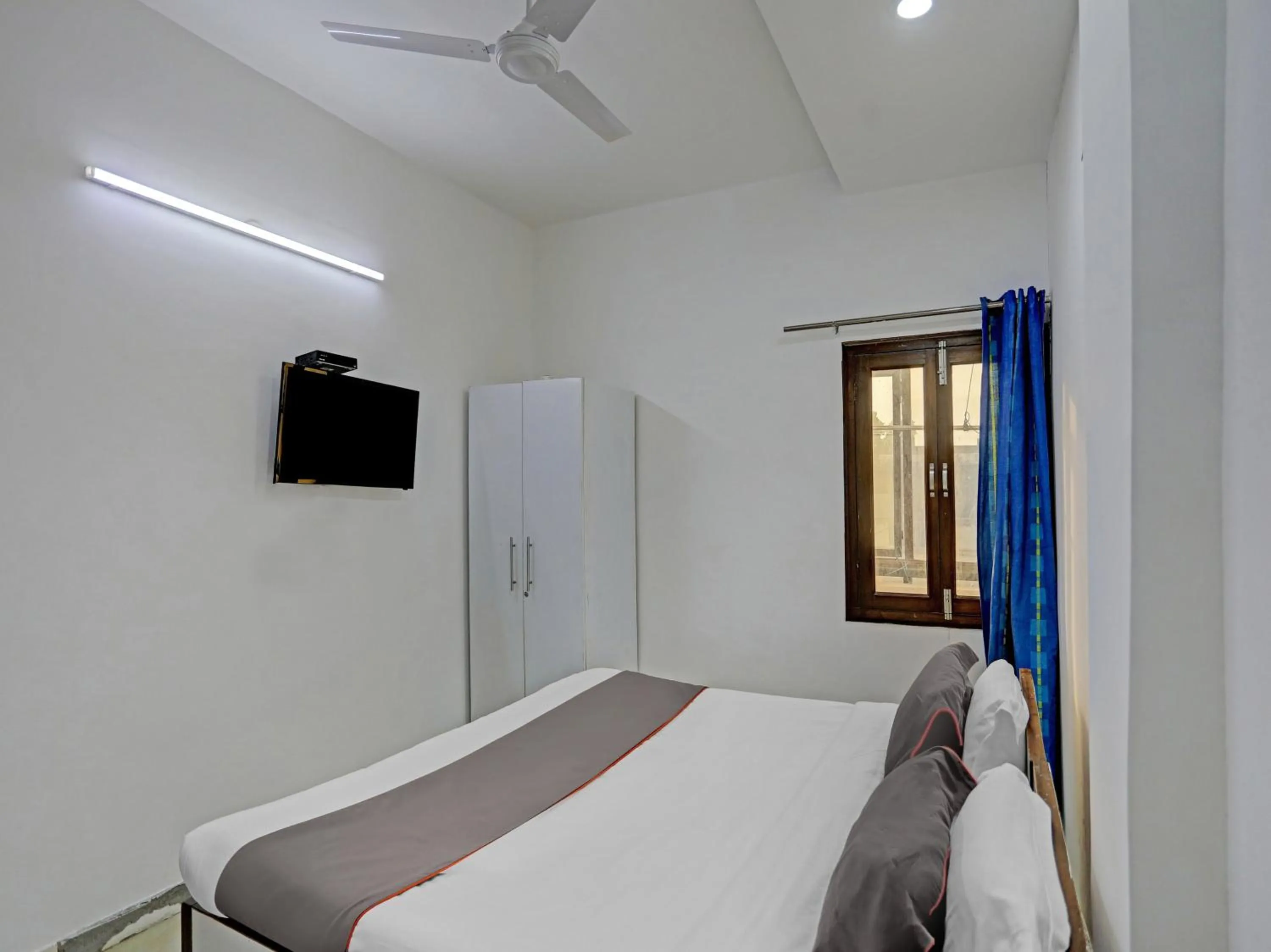 Bedroom, Bed in The Pinaki Residency