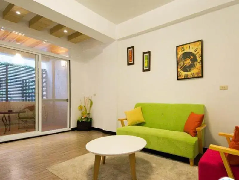 Family Room with Shared Bathroom in Anping 522 Family Room with Shared Bathroom in Anping 522