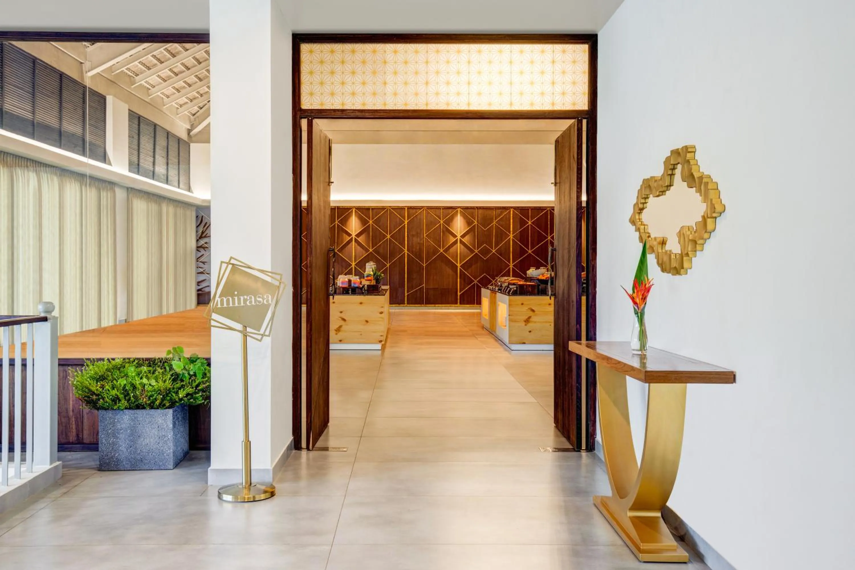 Restaurant/places to eat in Aurika, Coorg Luxury by Lemon Tree Hotels