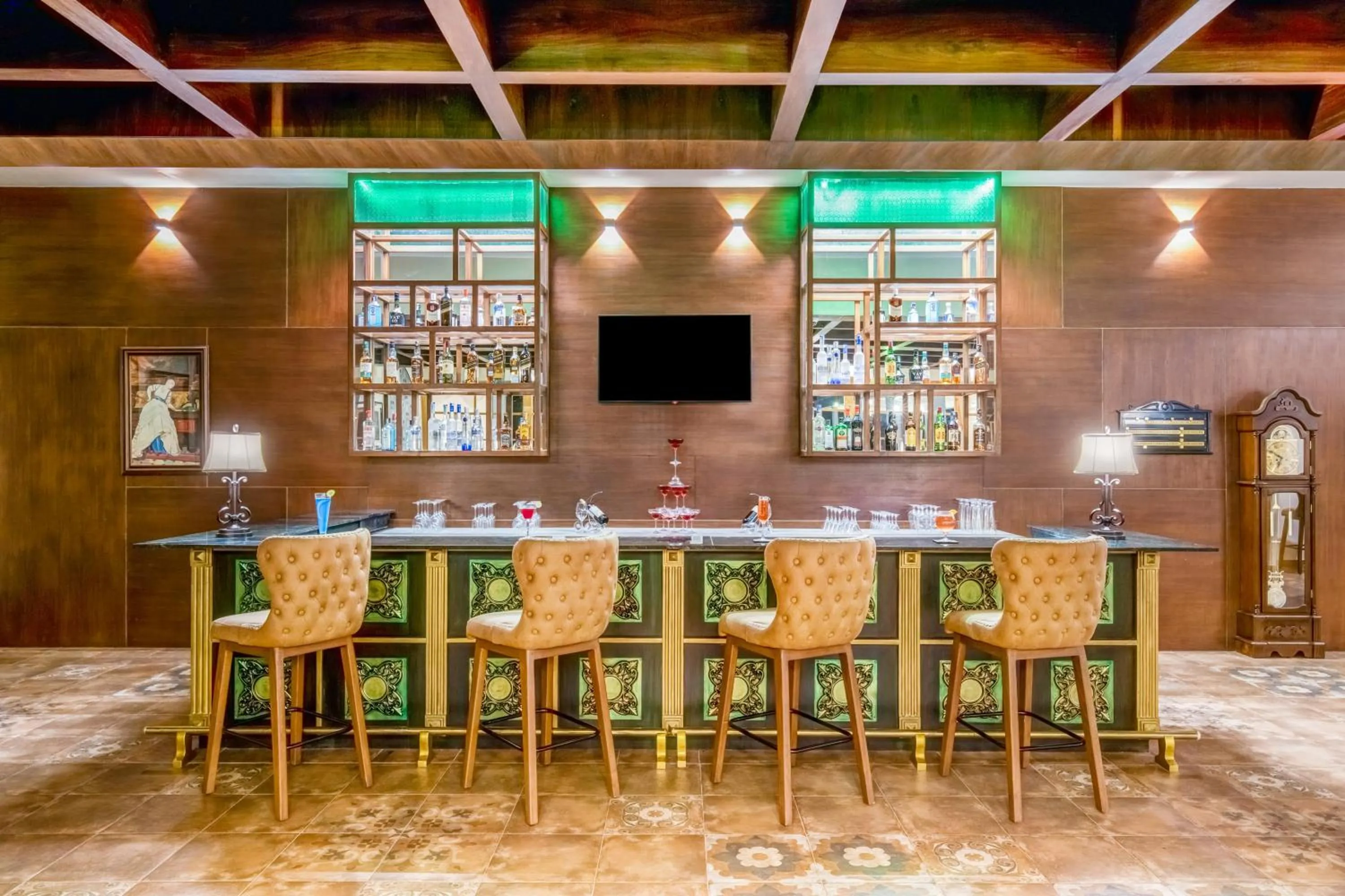 Lounge or bar in Aurika, Coorg Luxury by Lemon Tree Hotels