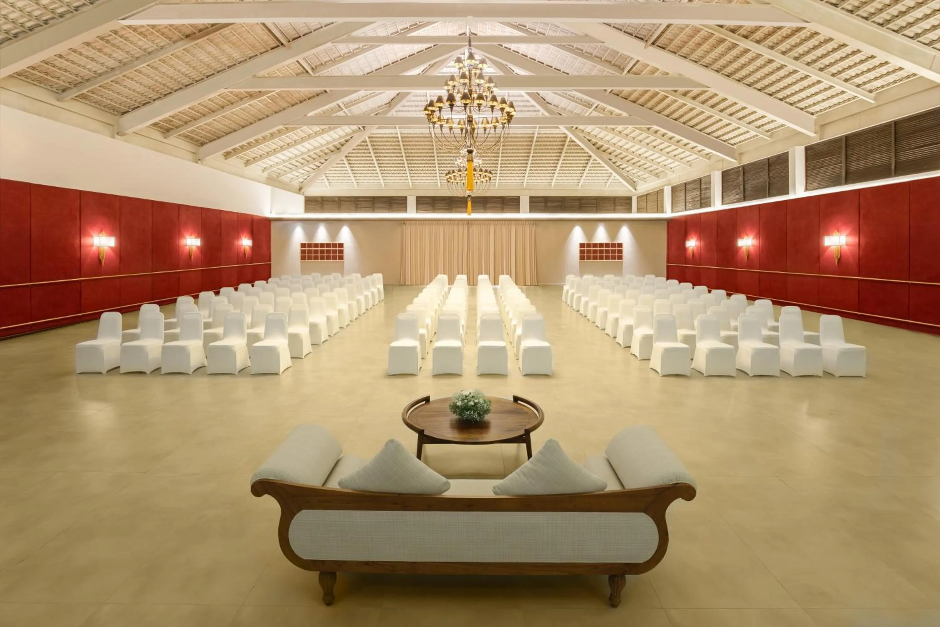 Banquet/Function facilities in Aurika, Coorg Luxury by Lemon Tree Hotels