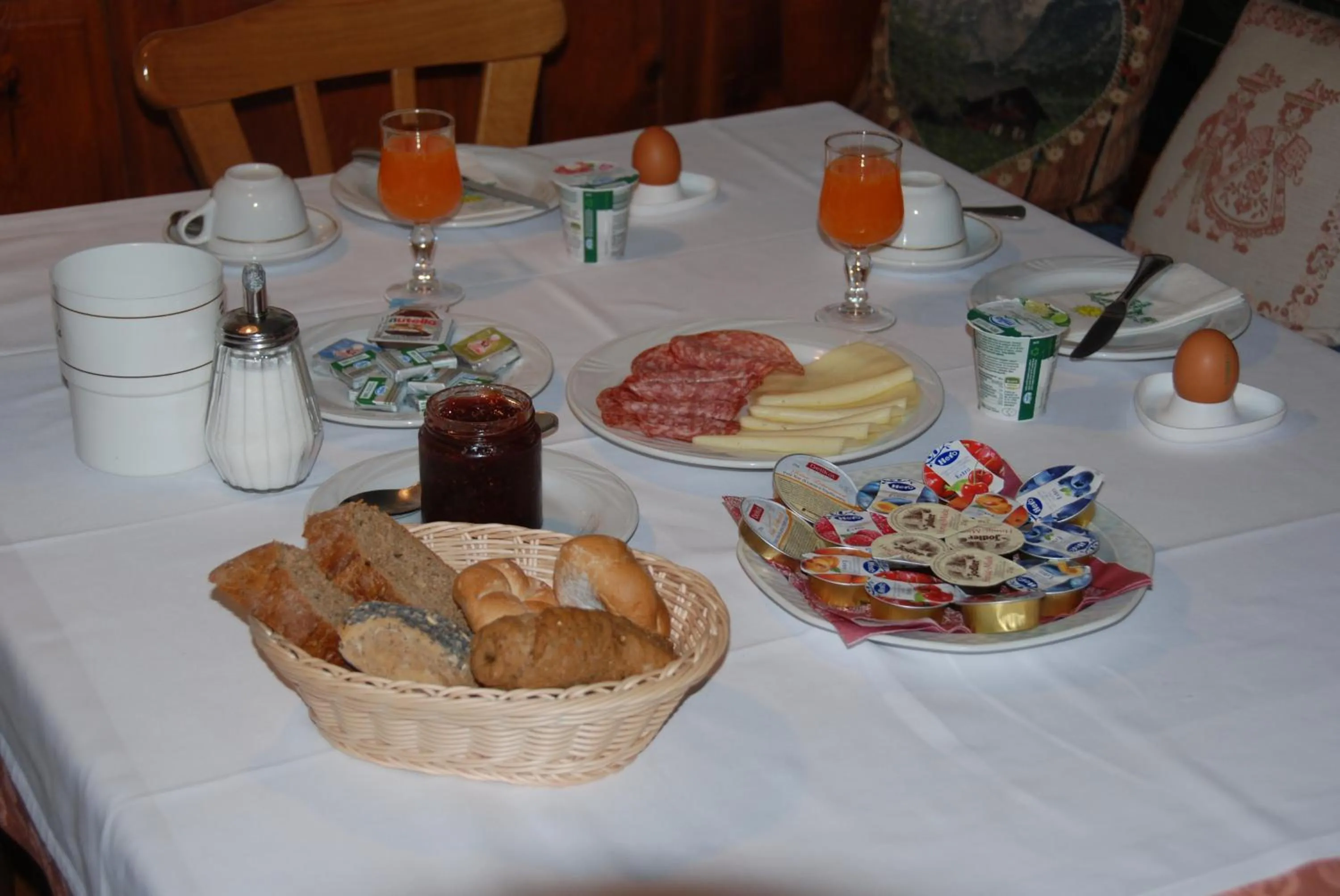 Breakfast in Gasthof zum Schlern