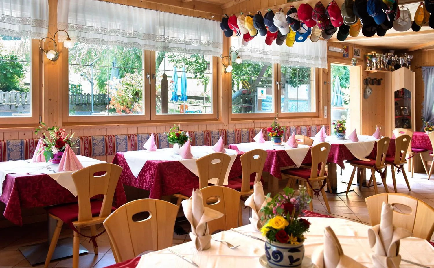 Restaurant/places to eat in Gasthof zum Schlern