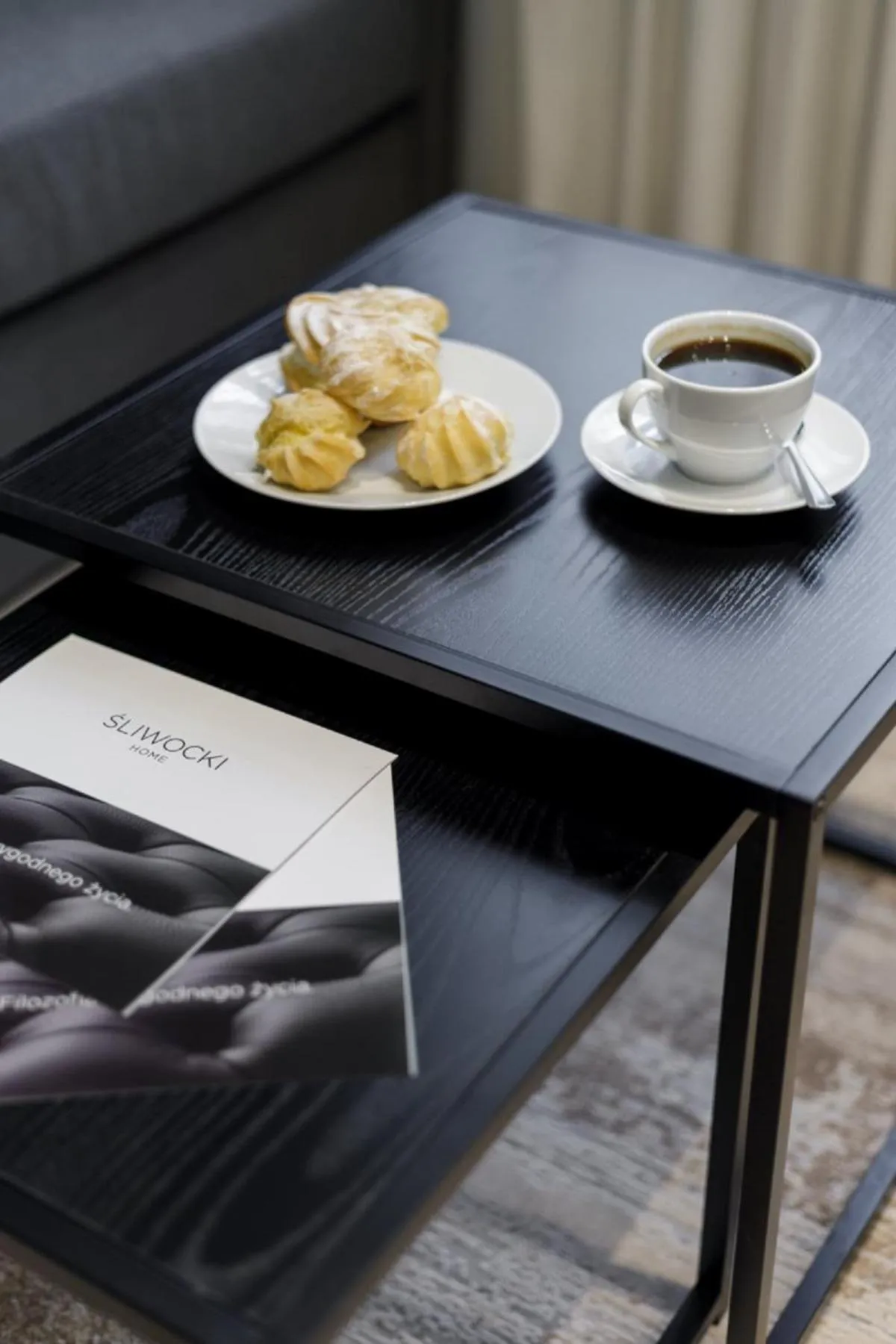 Dining area in Apartamenty L11, Limanowskiego