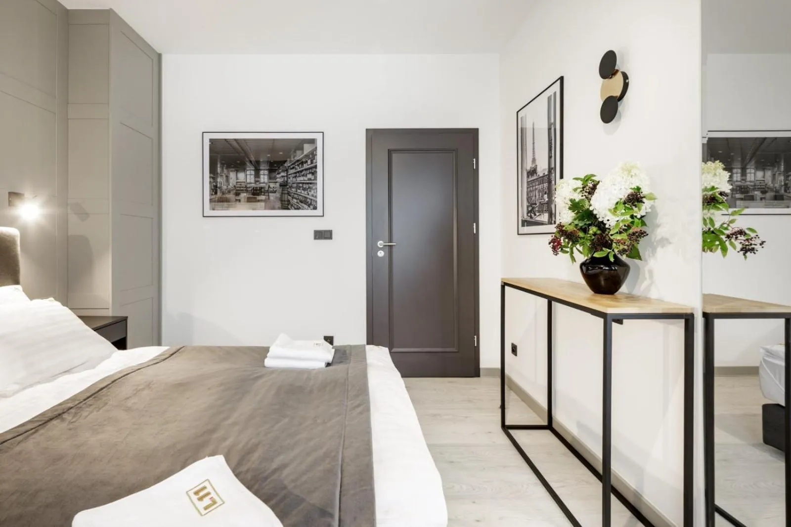 Bedroom, Bed in Apartamenty L11, Limanowskiego