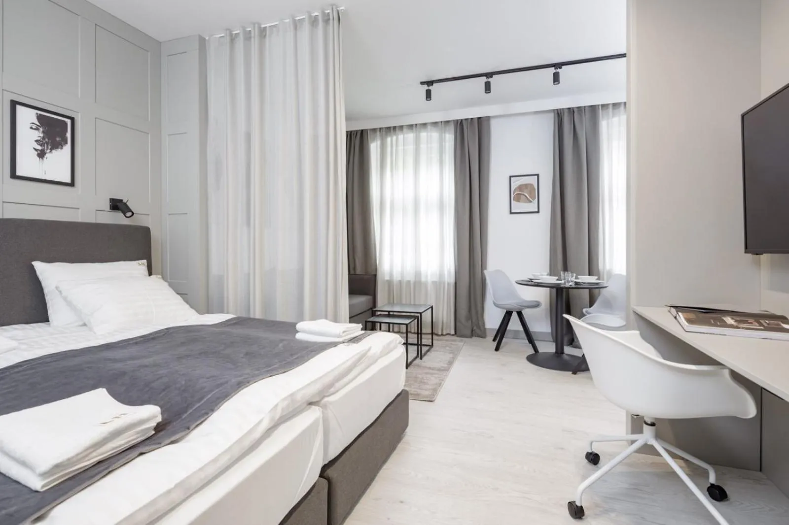 Photo of the whole room, Bed in Apartamenty L11, Limanowskiego