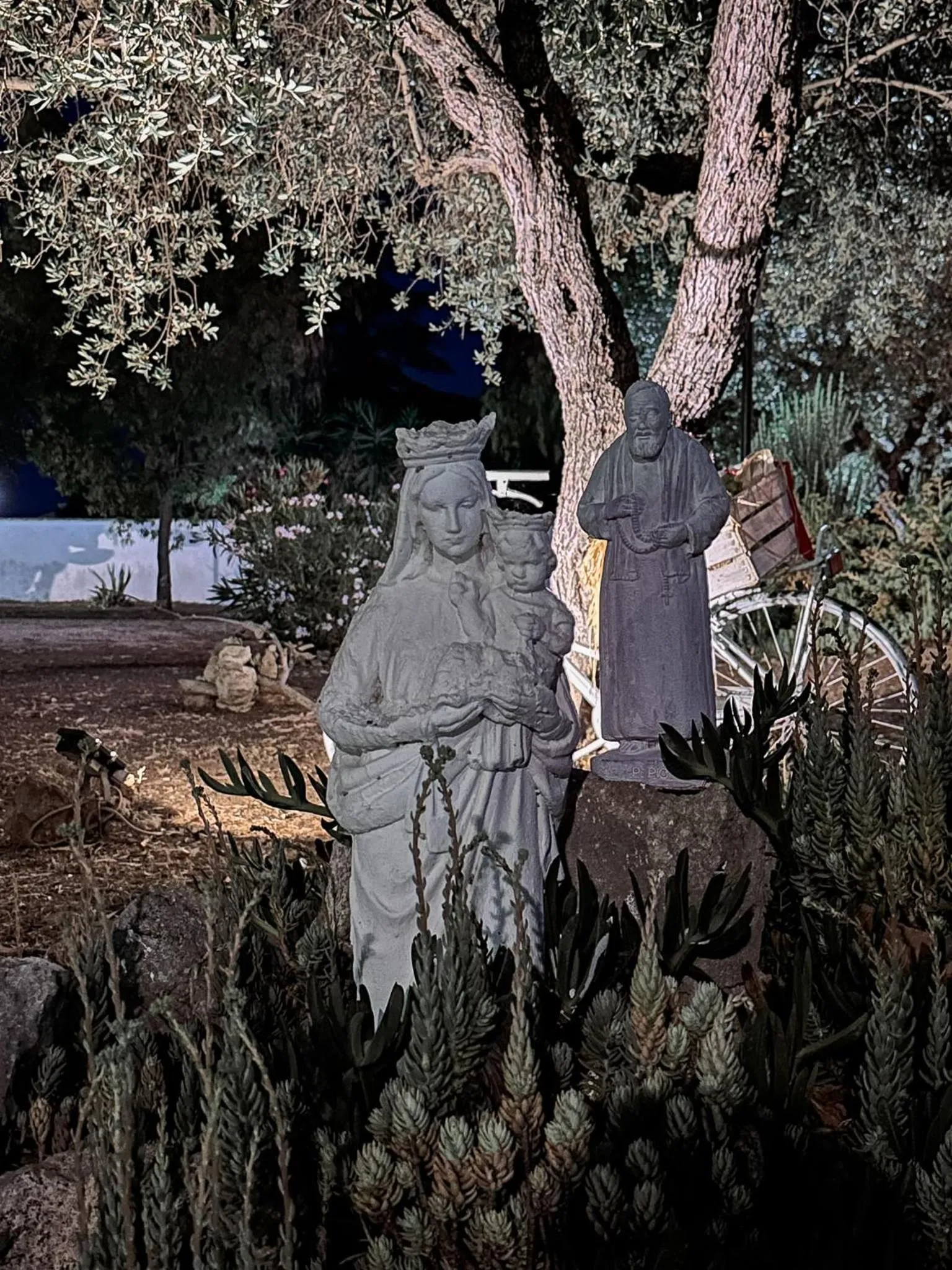 Night in Villa Mariella