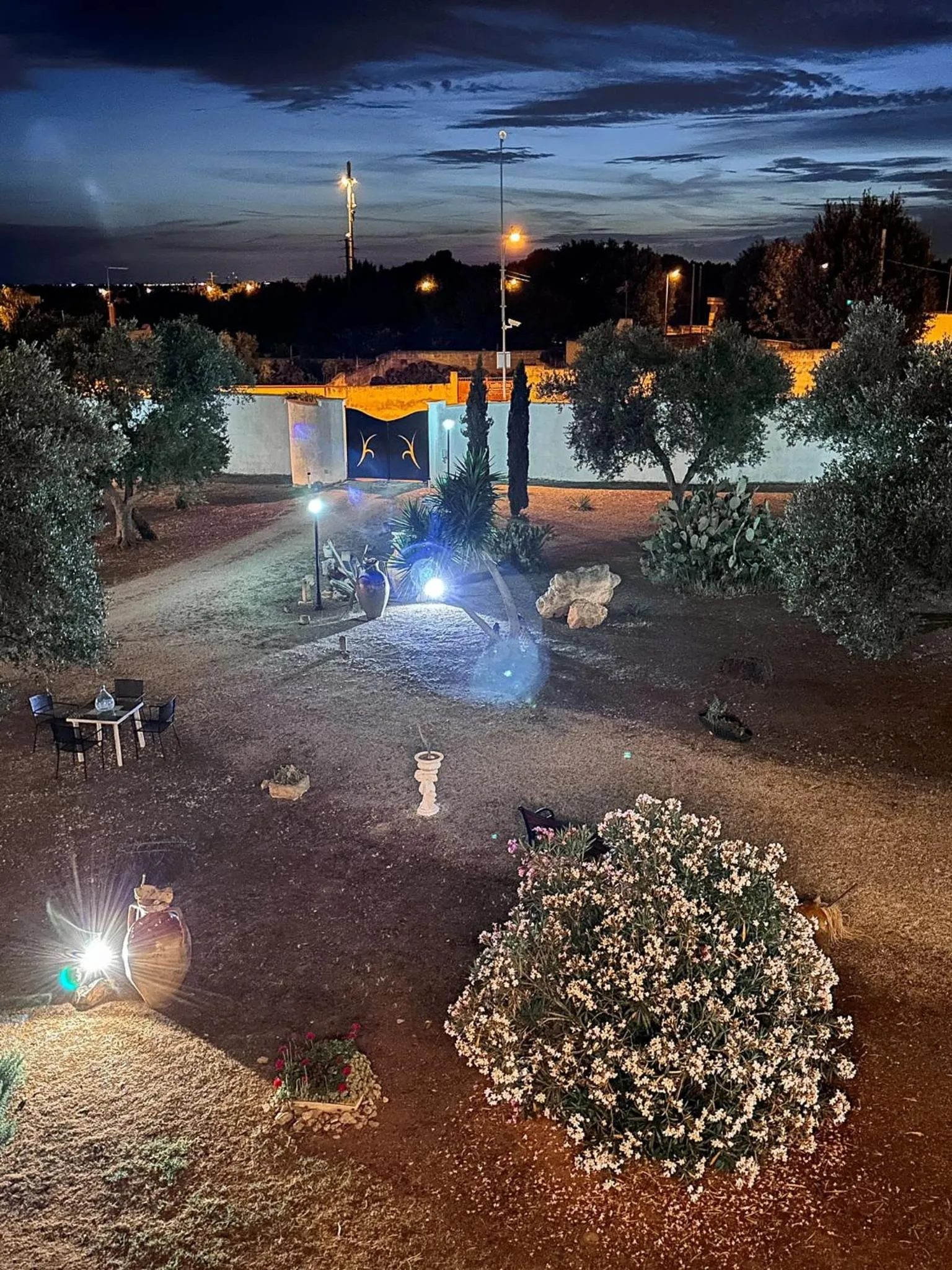 Night in Villa Mariella