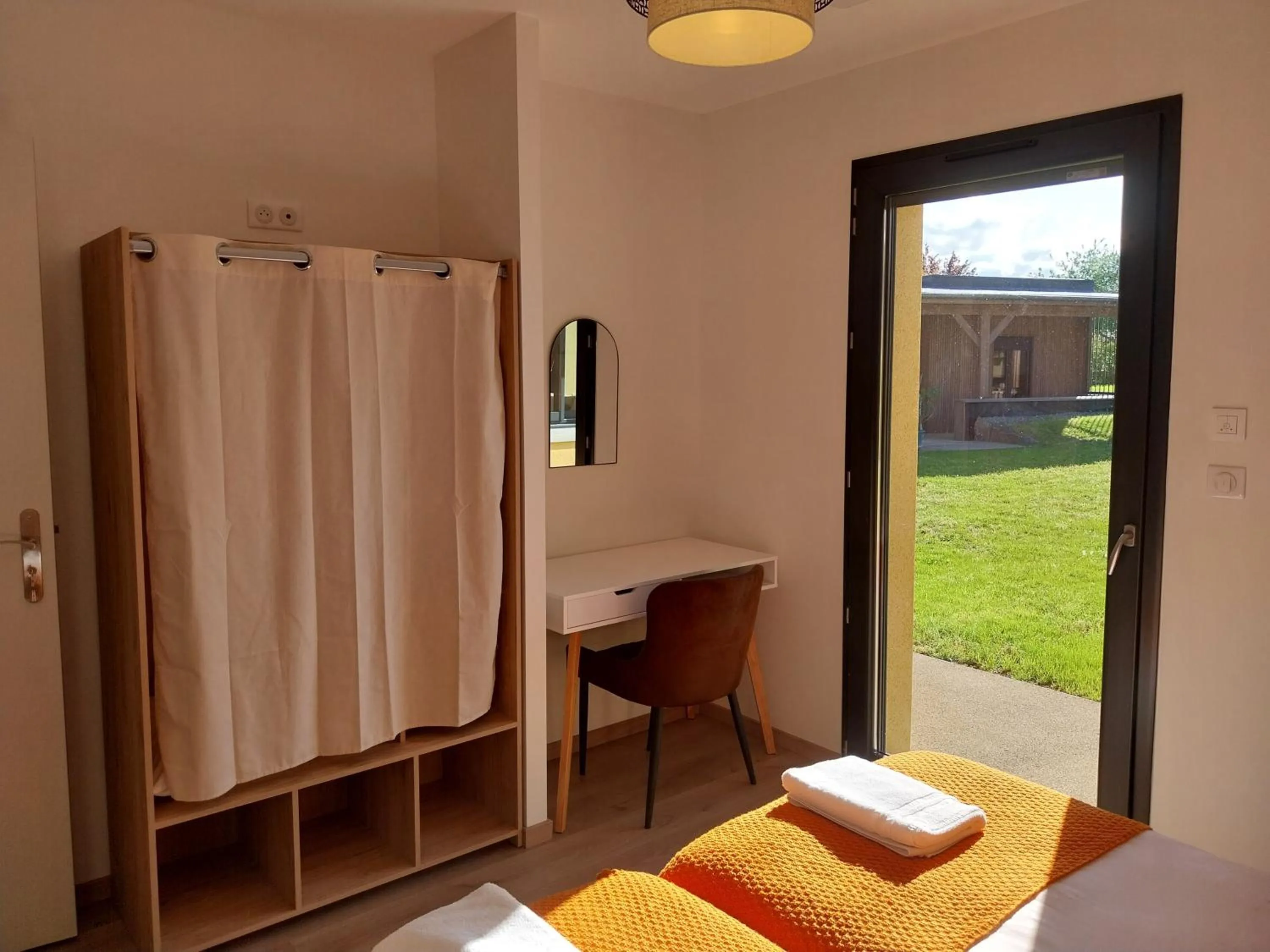 Logis Hôtel Restaurant Cruzel