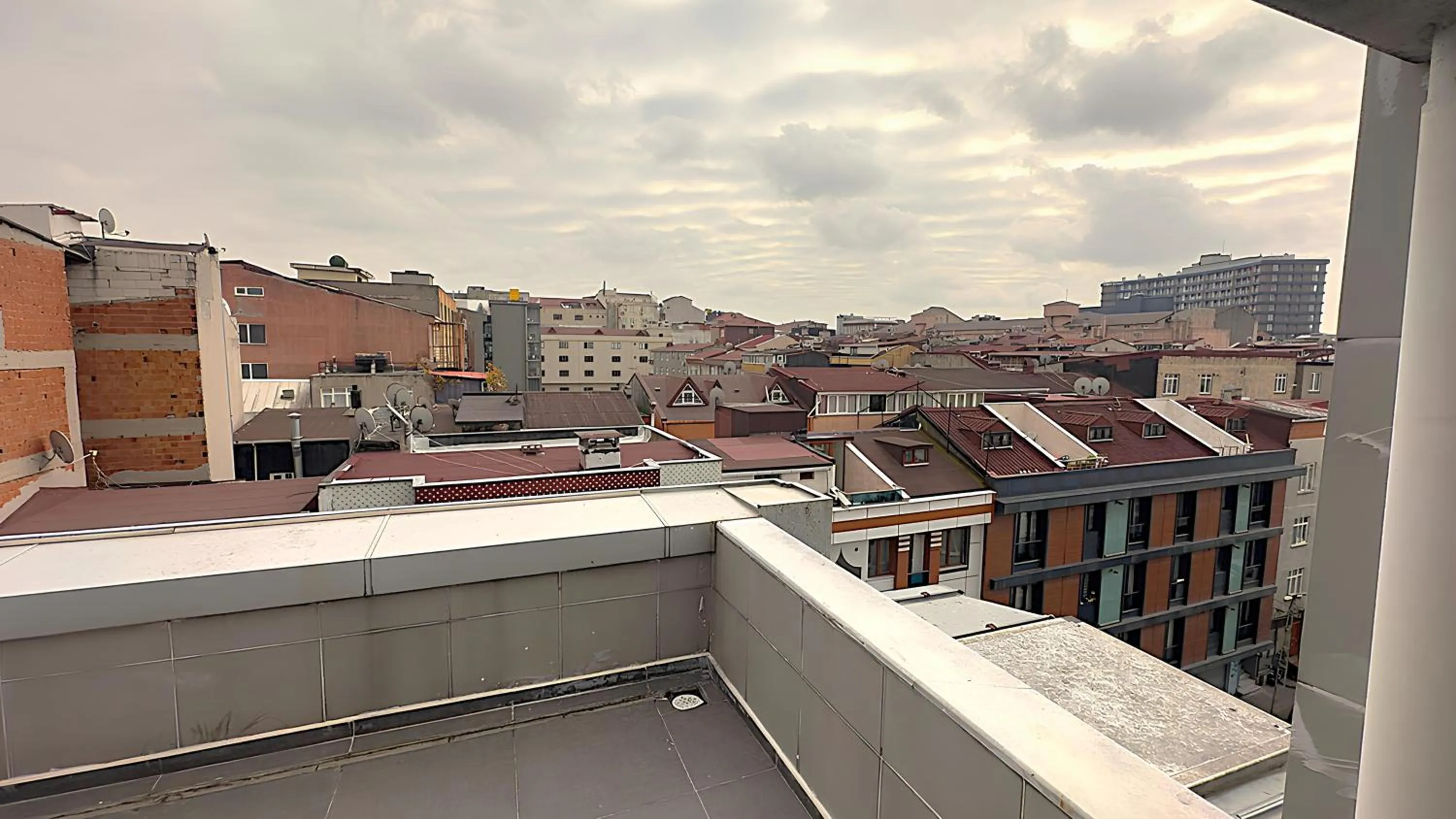 Day in Grand Lara Hotel & Apartments