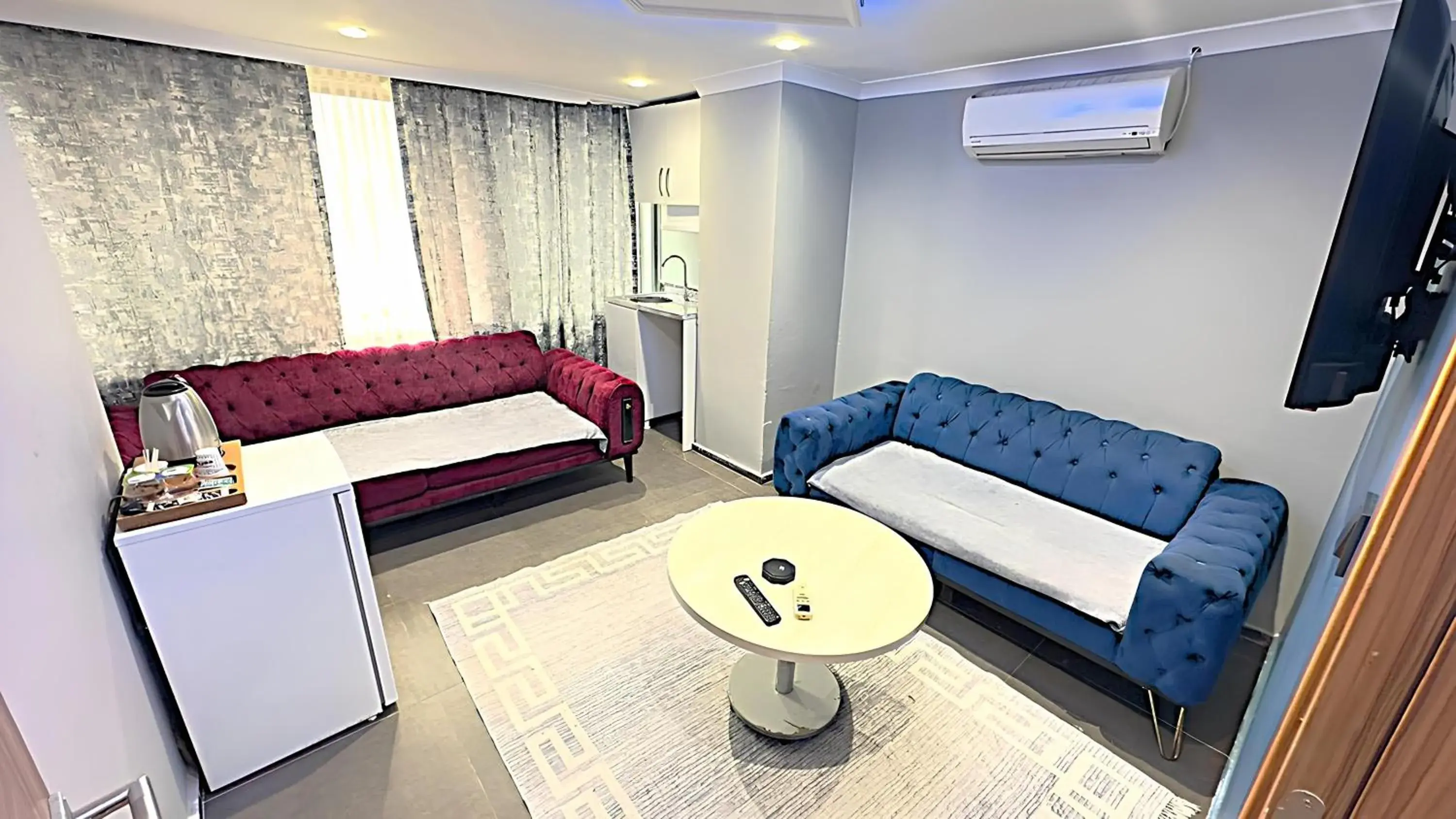 Deluxe Suite in Grand Lara Hotel & Apartments Deluxe Suite in Grand Lara Hotel & Apartments