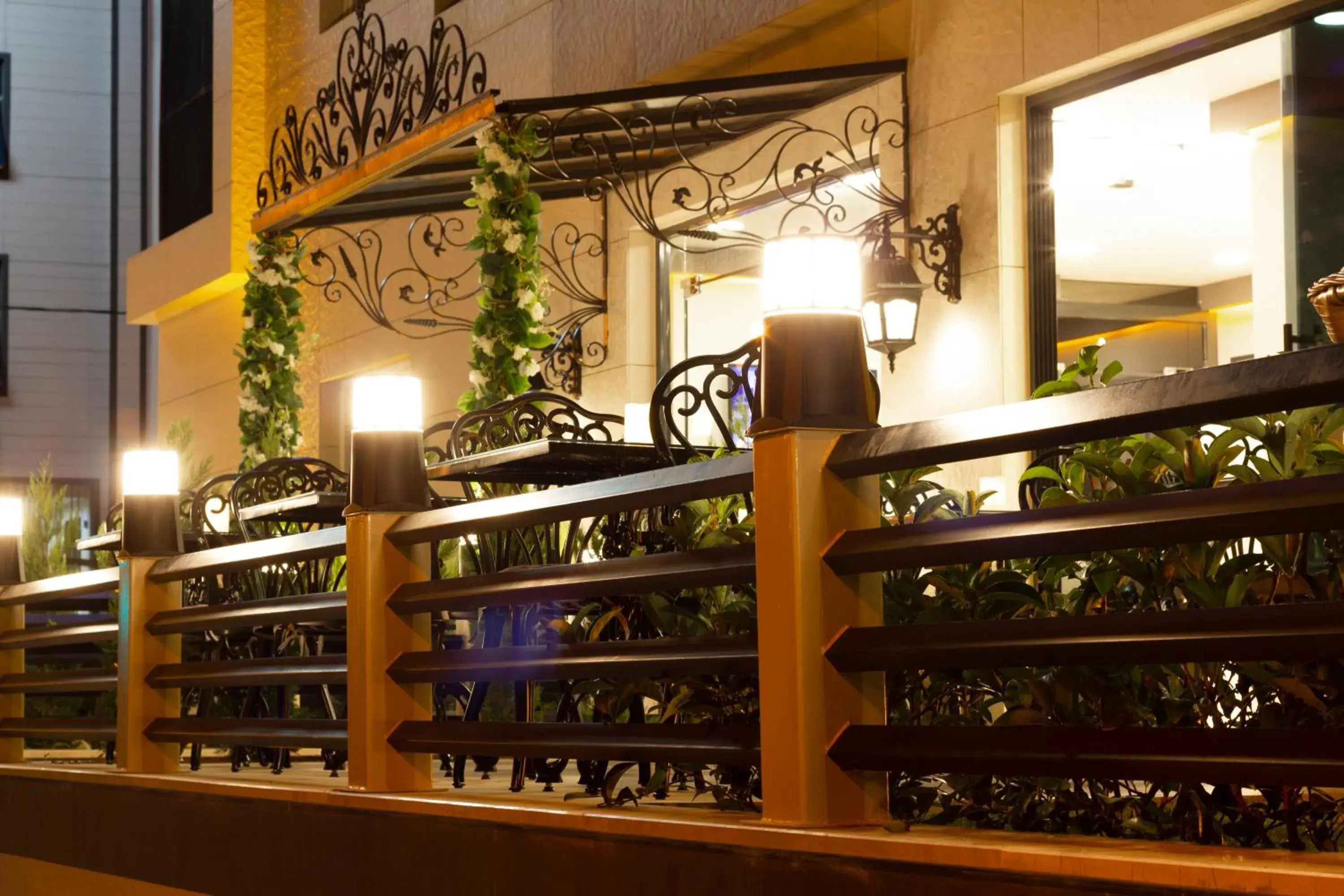 Property building in L'opera Deluxe Hotel Property building in L'opera Deluxe Hotel