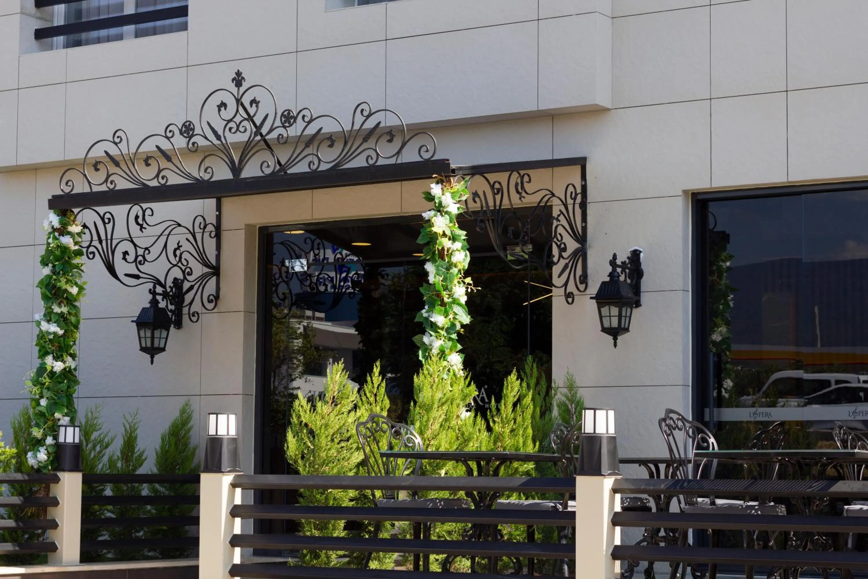 Facade/entrance in L'opera Deluxe Hotel