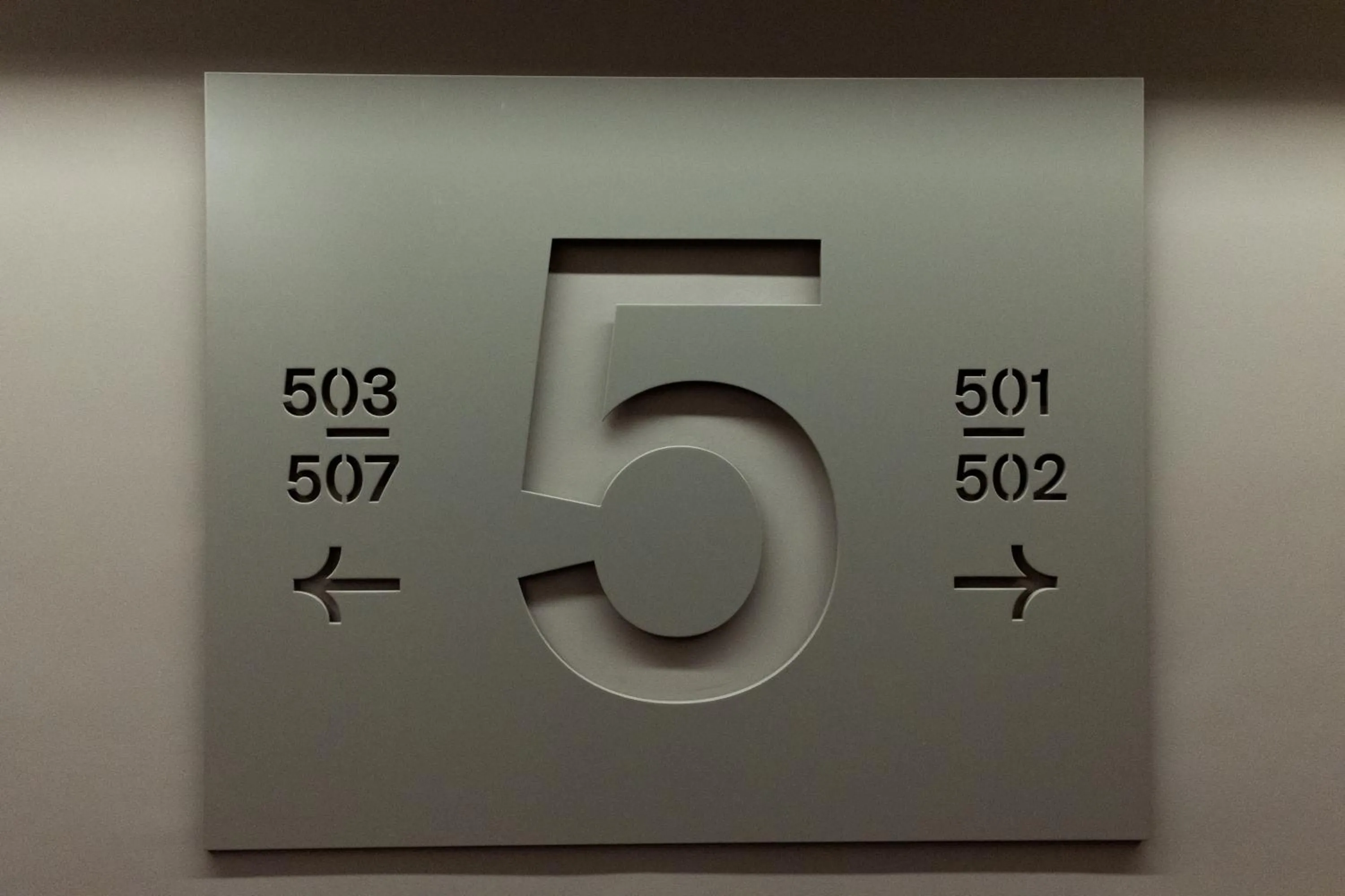 Area and facilities in Chic & Basic dot