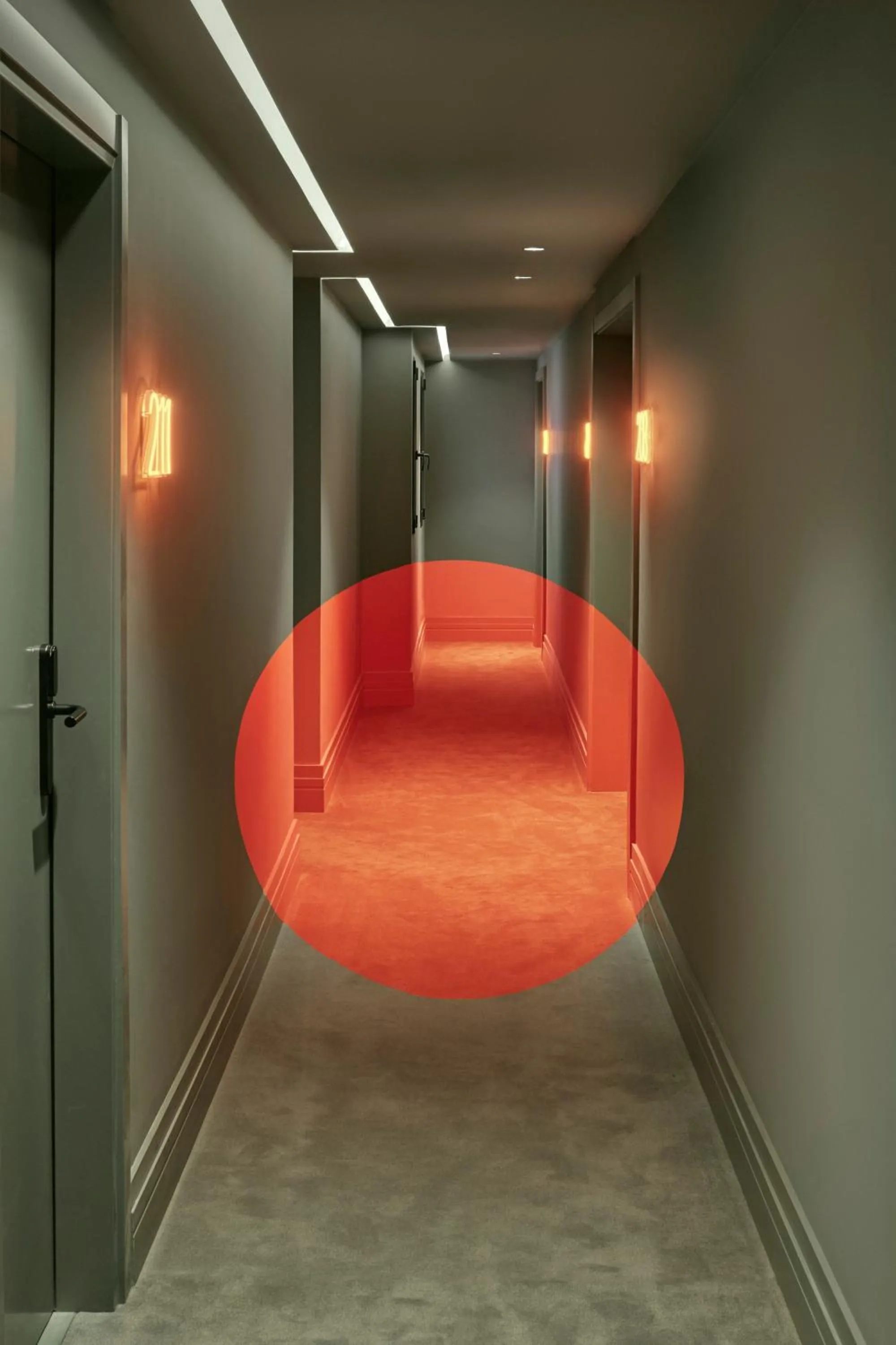 Decorative detail in Chic & Basic dot