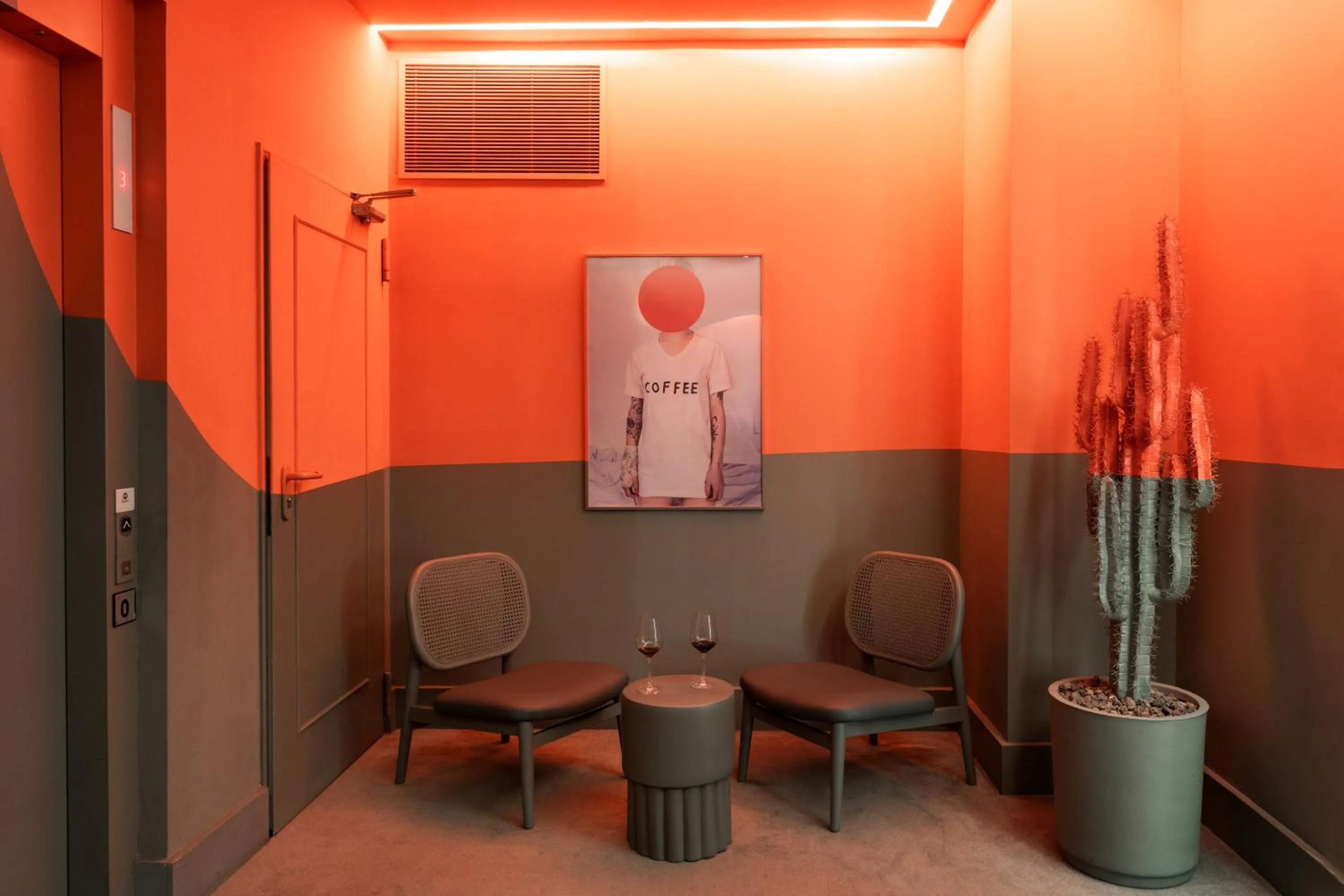 Area and facilities in Chic & Basic dot