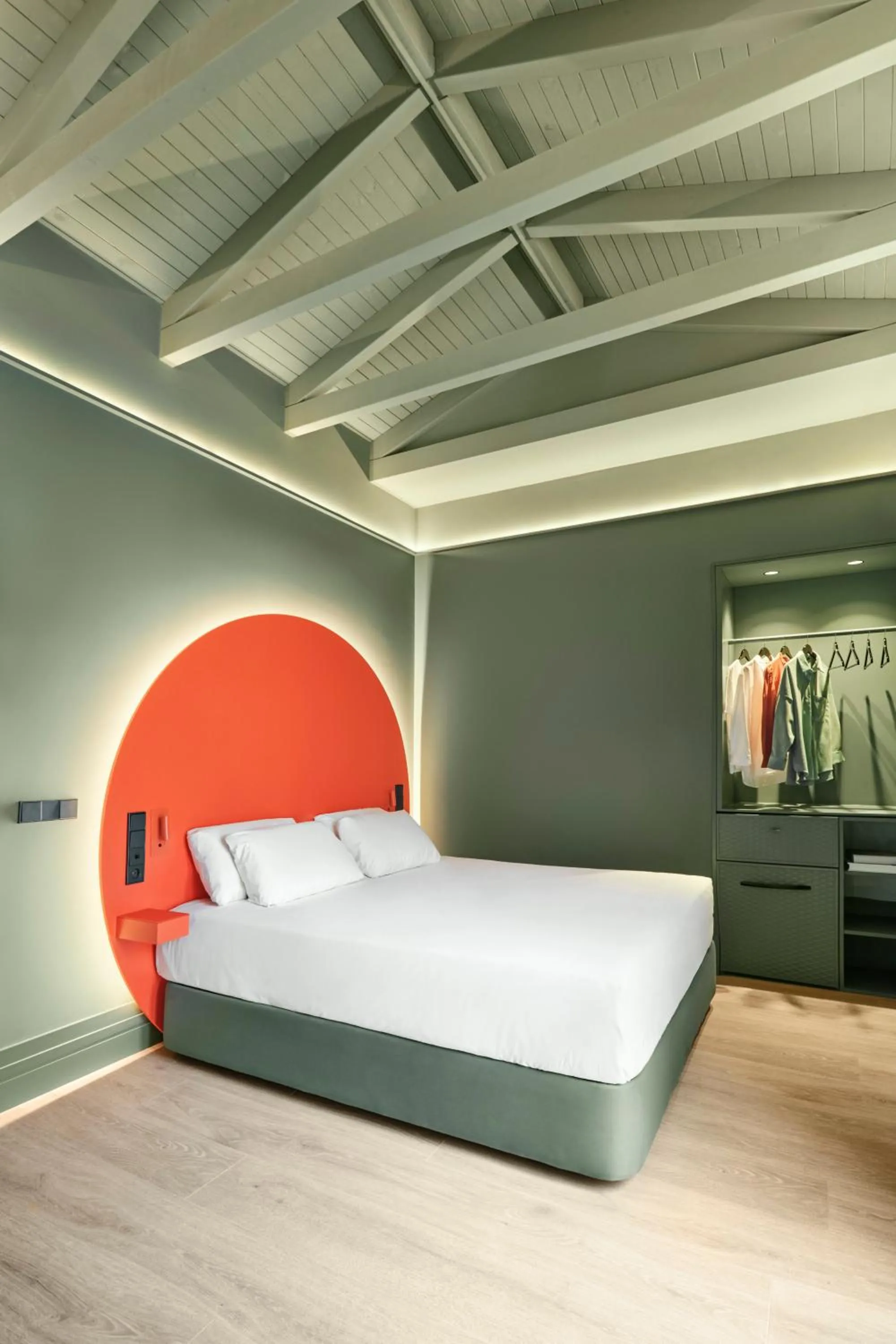 Bed in Chic & Basic dot