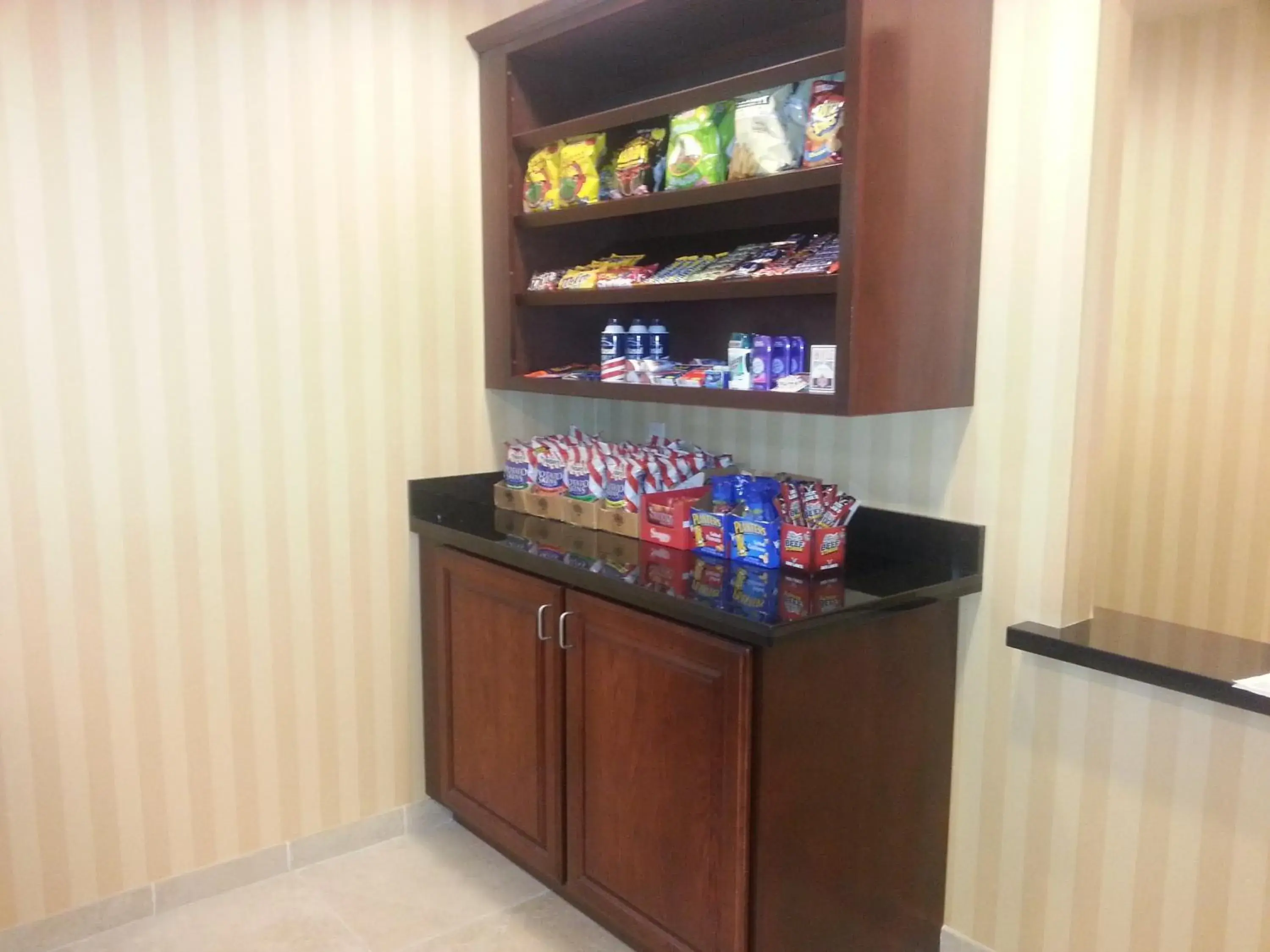 Food and drinks in Cobblestone Inn & Suites - Bloomfield Food and drinks in Cobblestone Inn & Suites - Bloomfield