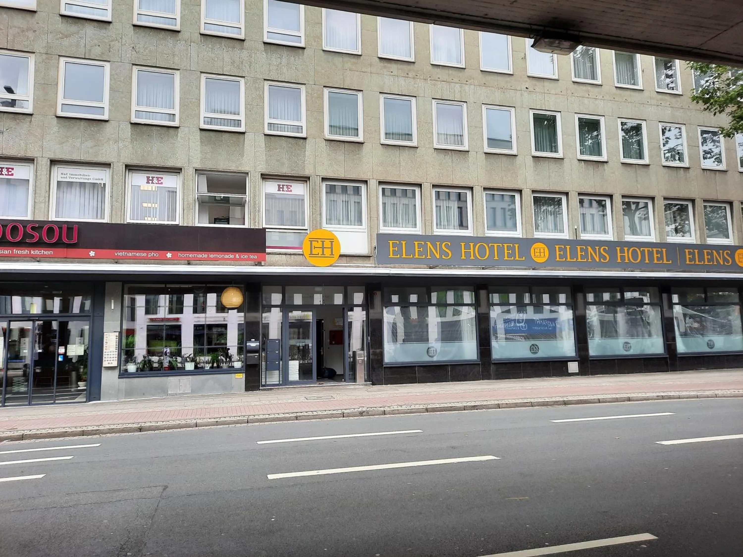 Property building in DORMERO Hotel Bremen