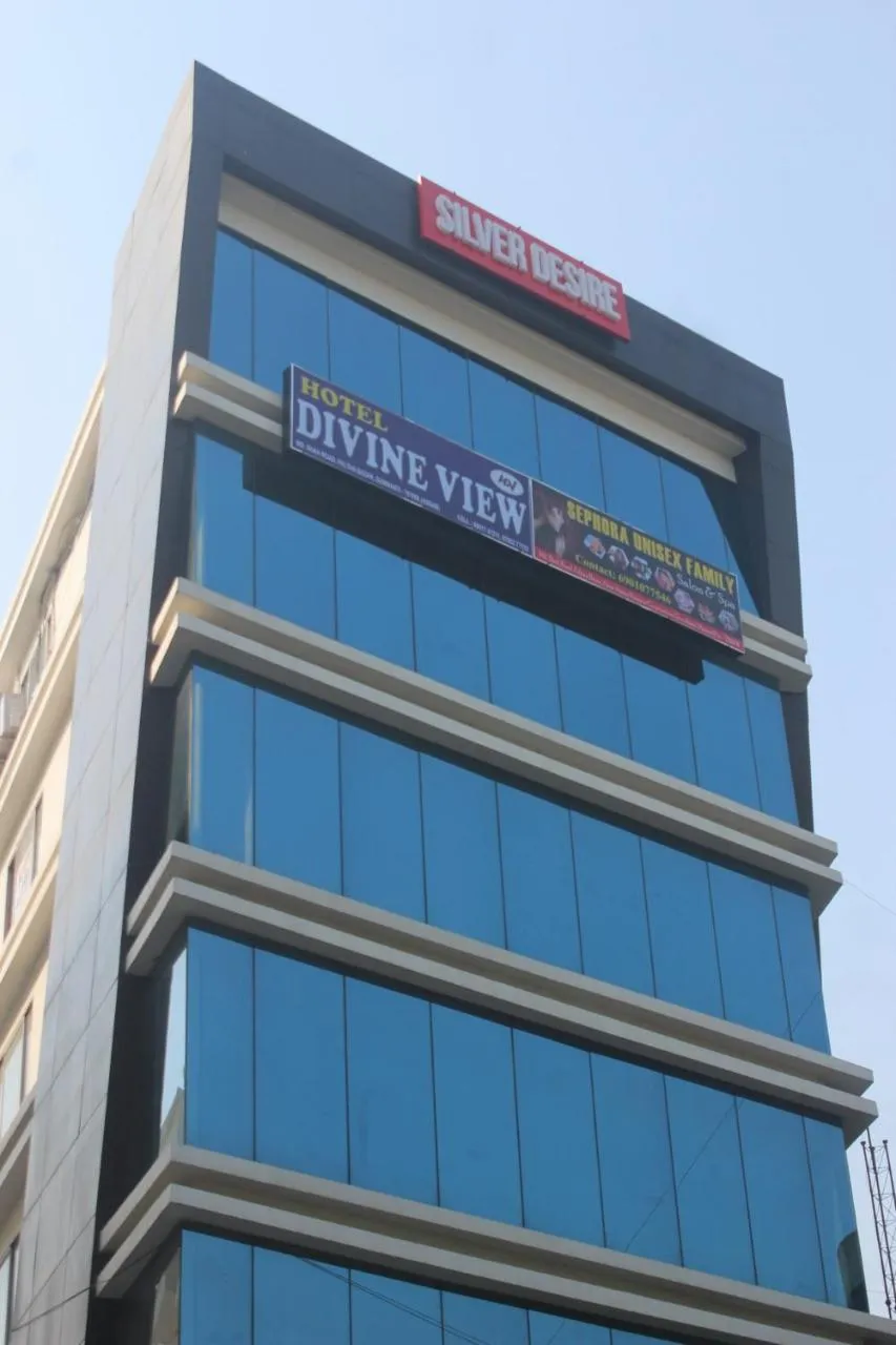 Property building in Divine View