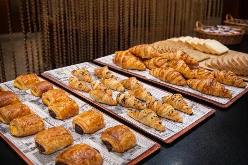 Buffet breakfast in Hotel Amaltea by Executive Sport Buffet breakfast in Hotel Amaltea by Executive Sport