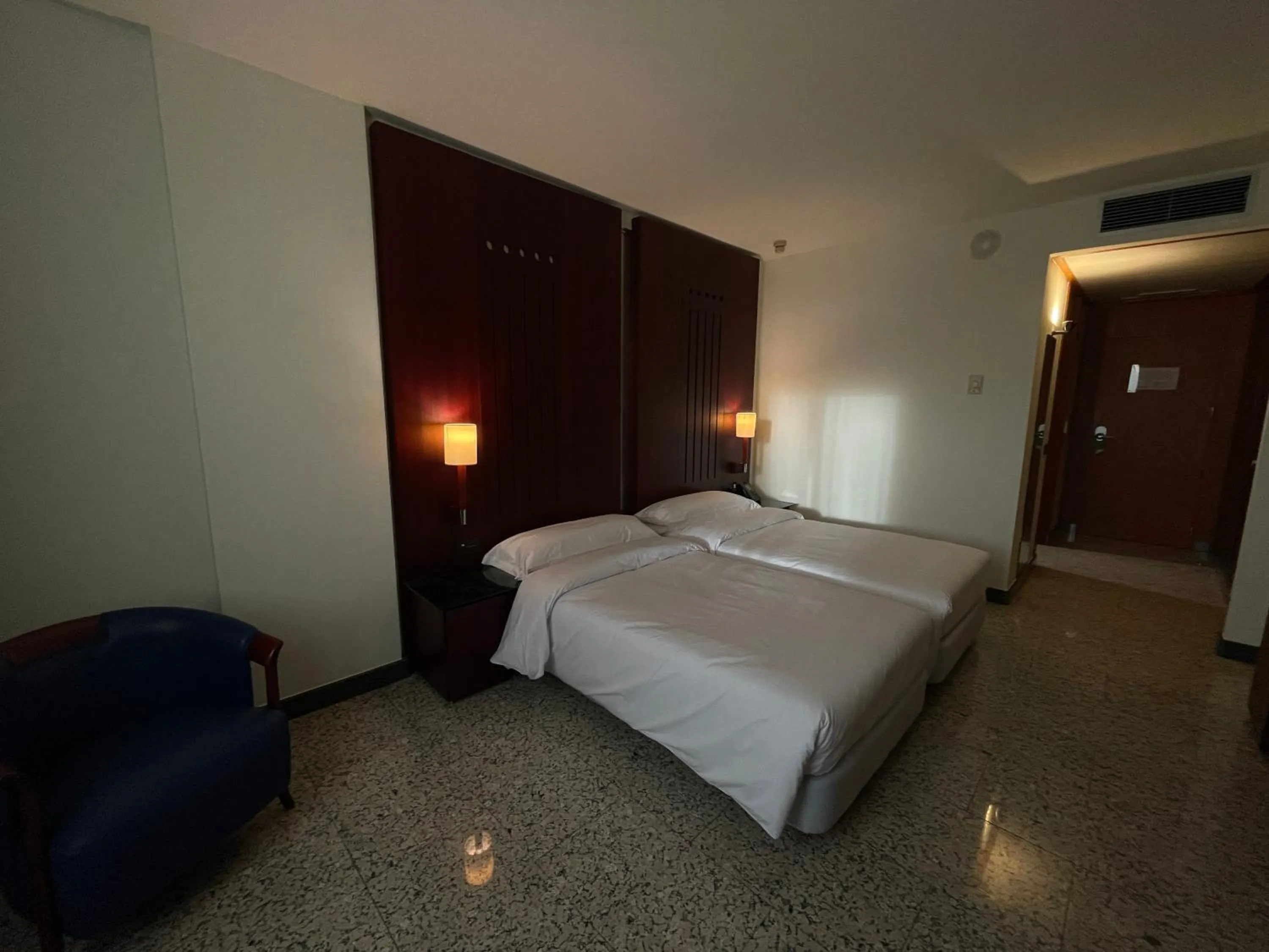 Bed in Hotel Amaltea by Executive Sport