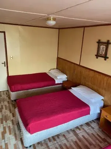 Standard Twin Room with Private Bathroom in Nikos II Adventure Standard Twin Room with Private Bathroom in Nikos II Adventure
