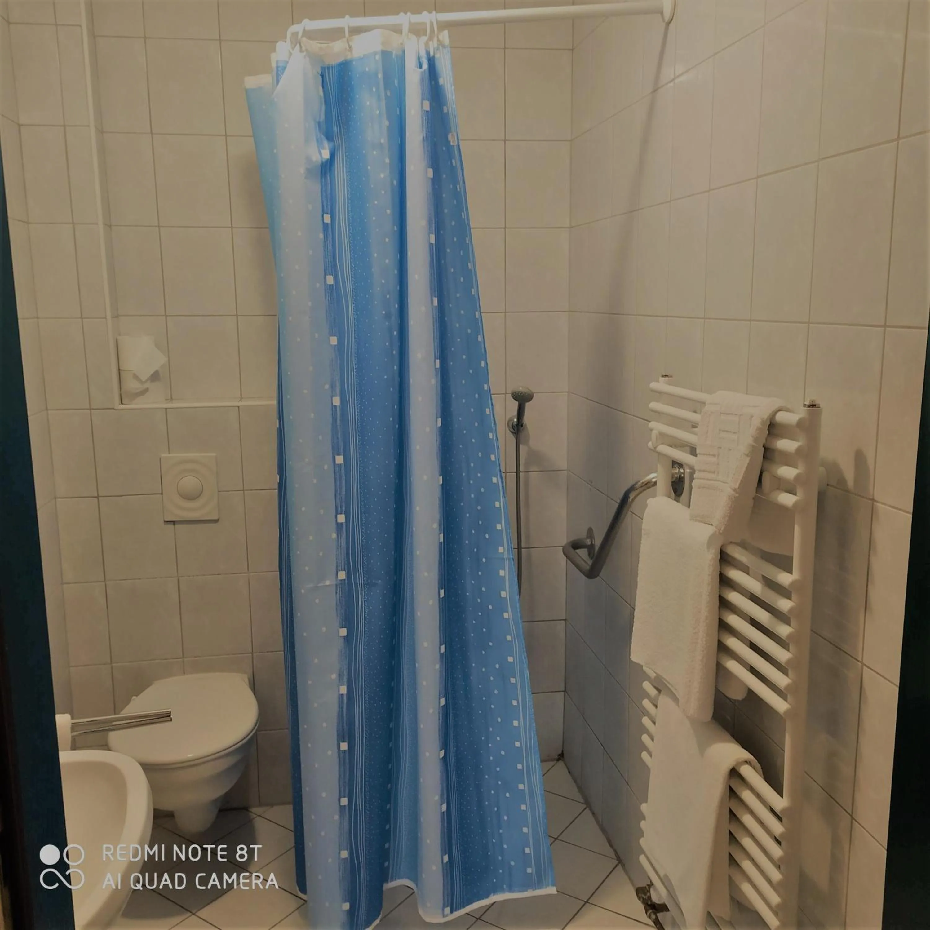 Bathroom in Bacchus Panzió