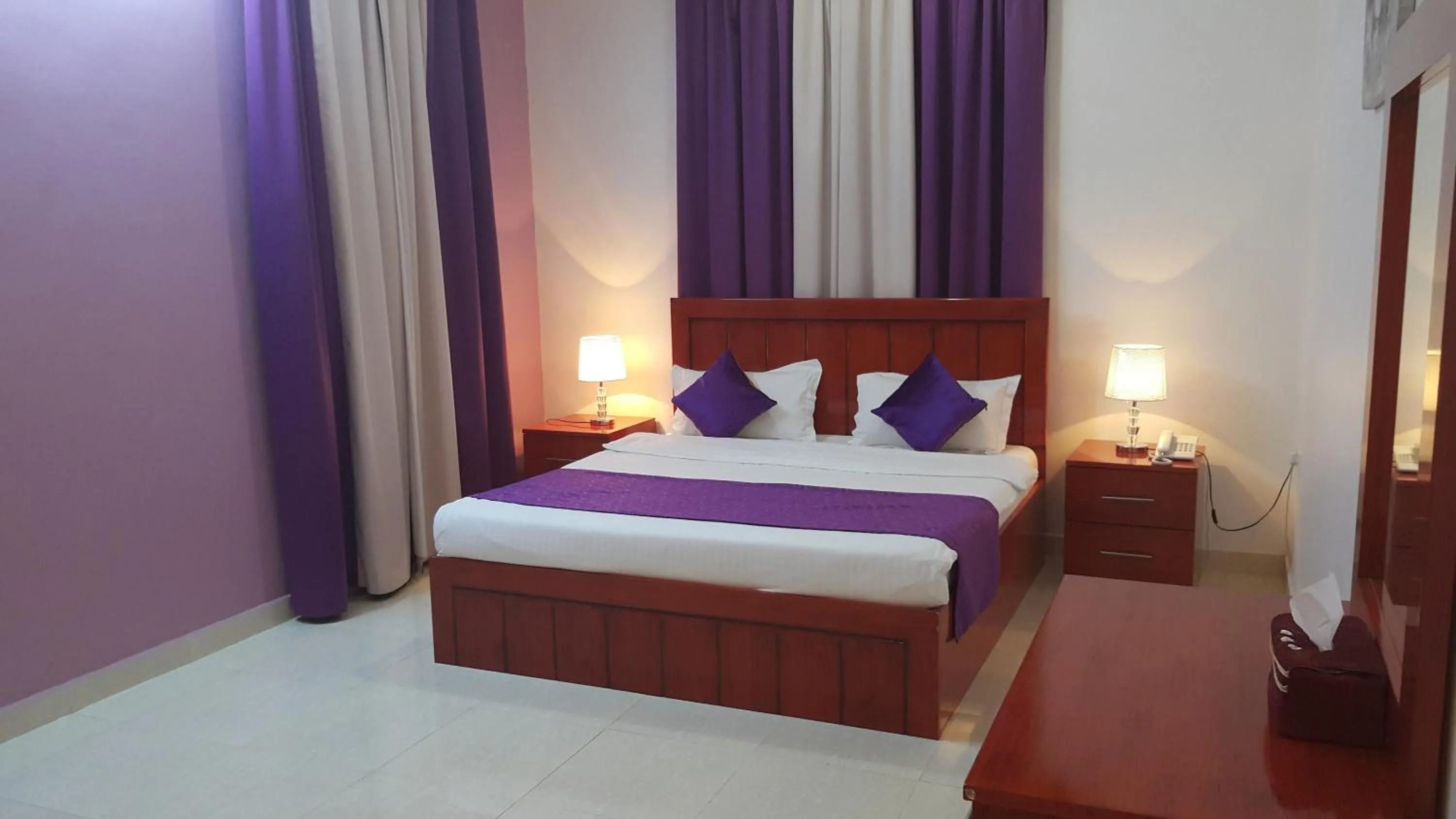 Bedroom, Bed in Al Karam Hotel Apartment