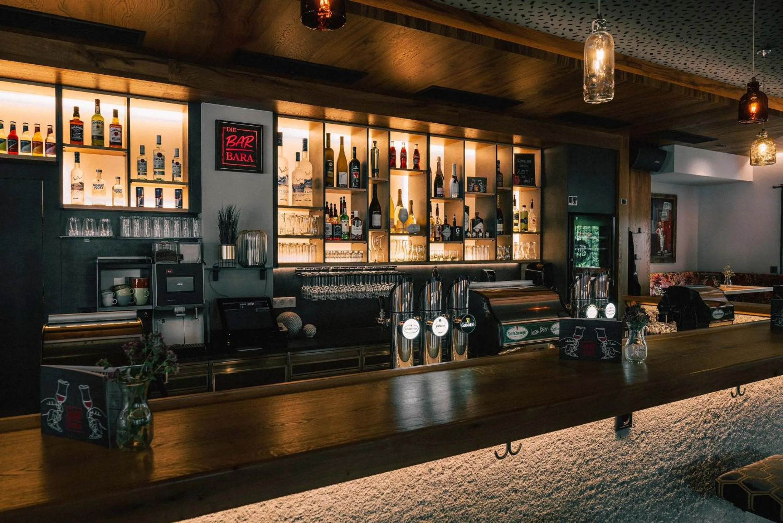 Lounge or bar in B&B Hotel Die Barbara