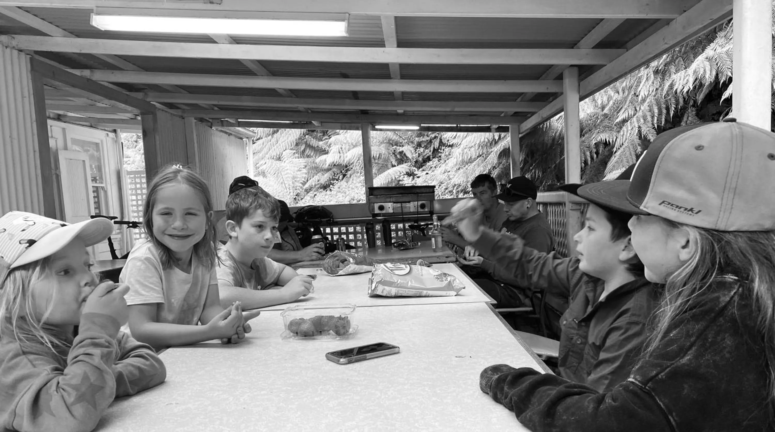 children in Mountain View Motel