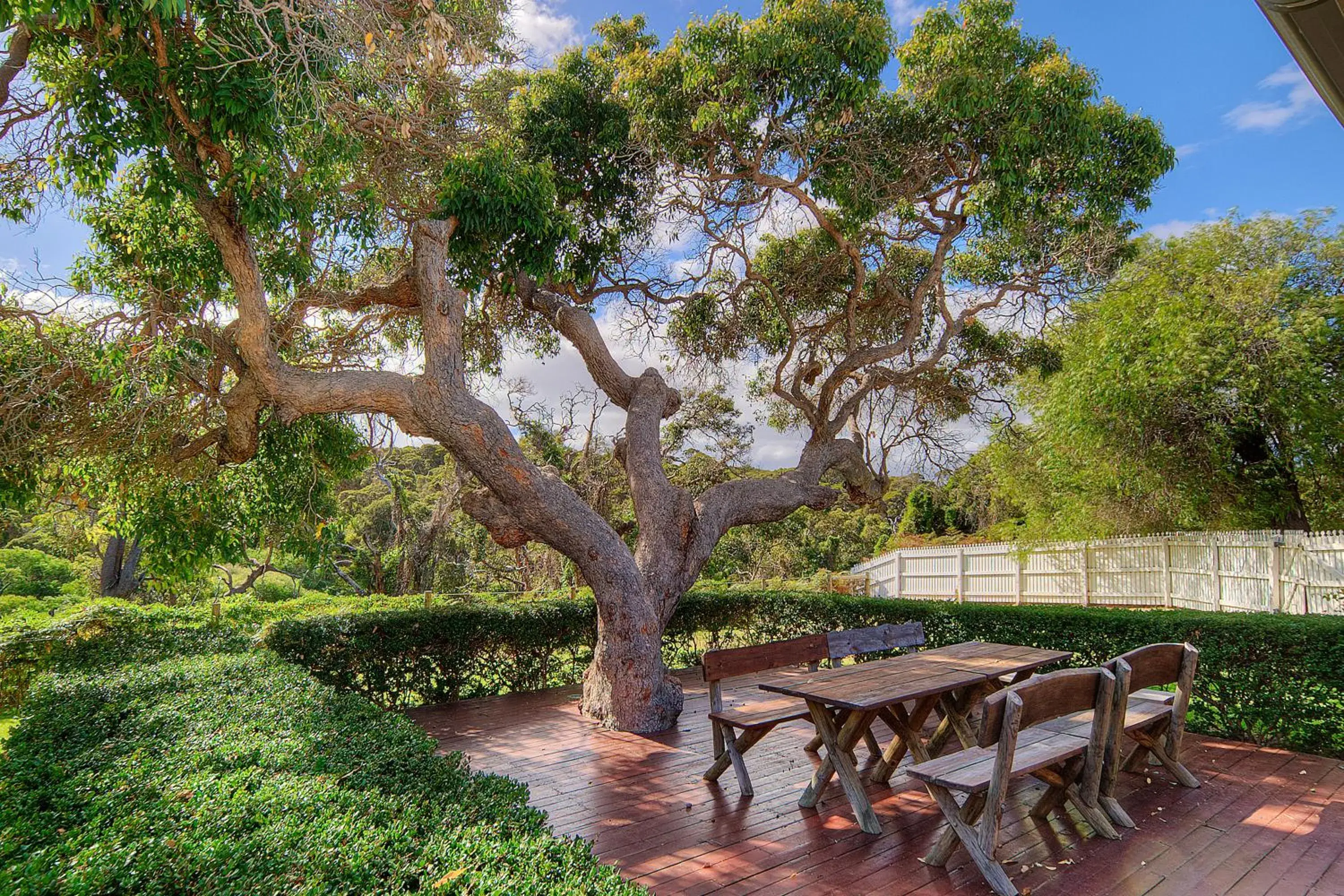 Deluxe Family Suite in Caves House Hotel & Apartments Yallingup Deluxe Family Suite in Caves House Hotel & Apartments Yallingup