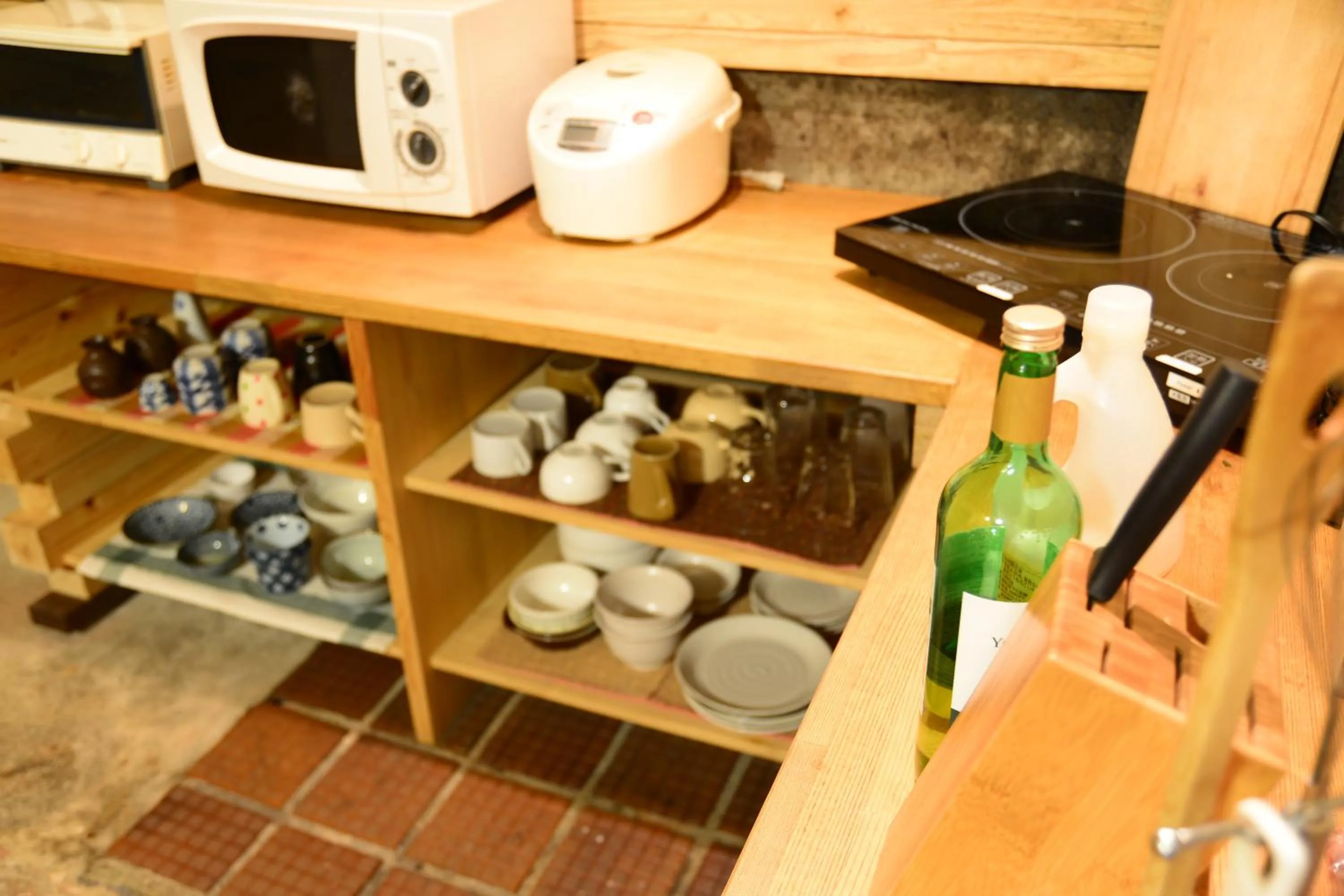 Communal kitchen in The Deer Park Inn