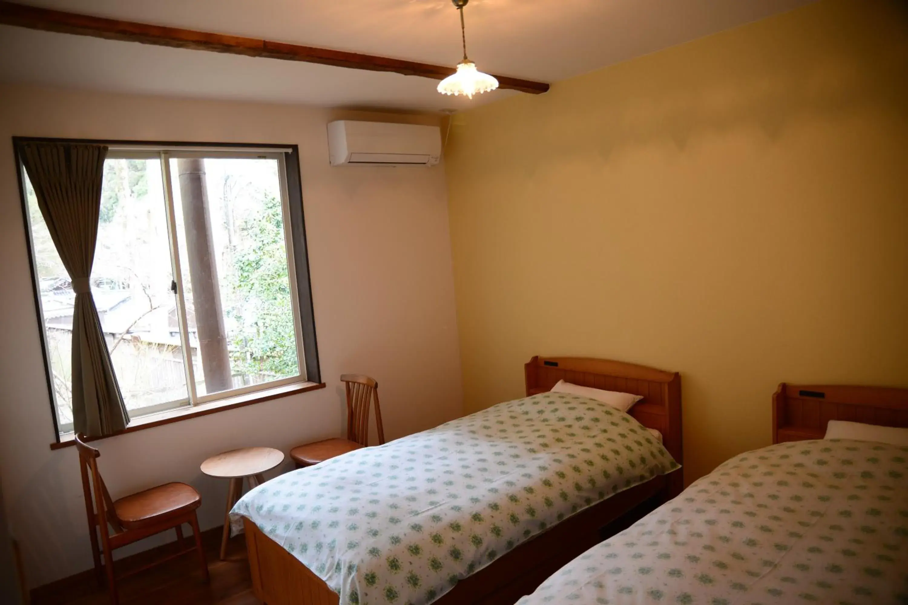 Bed in The Deer Park Inn Bed in The Deer Park Inn