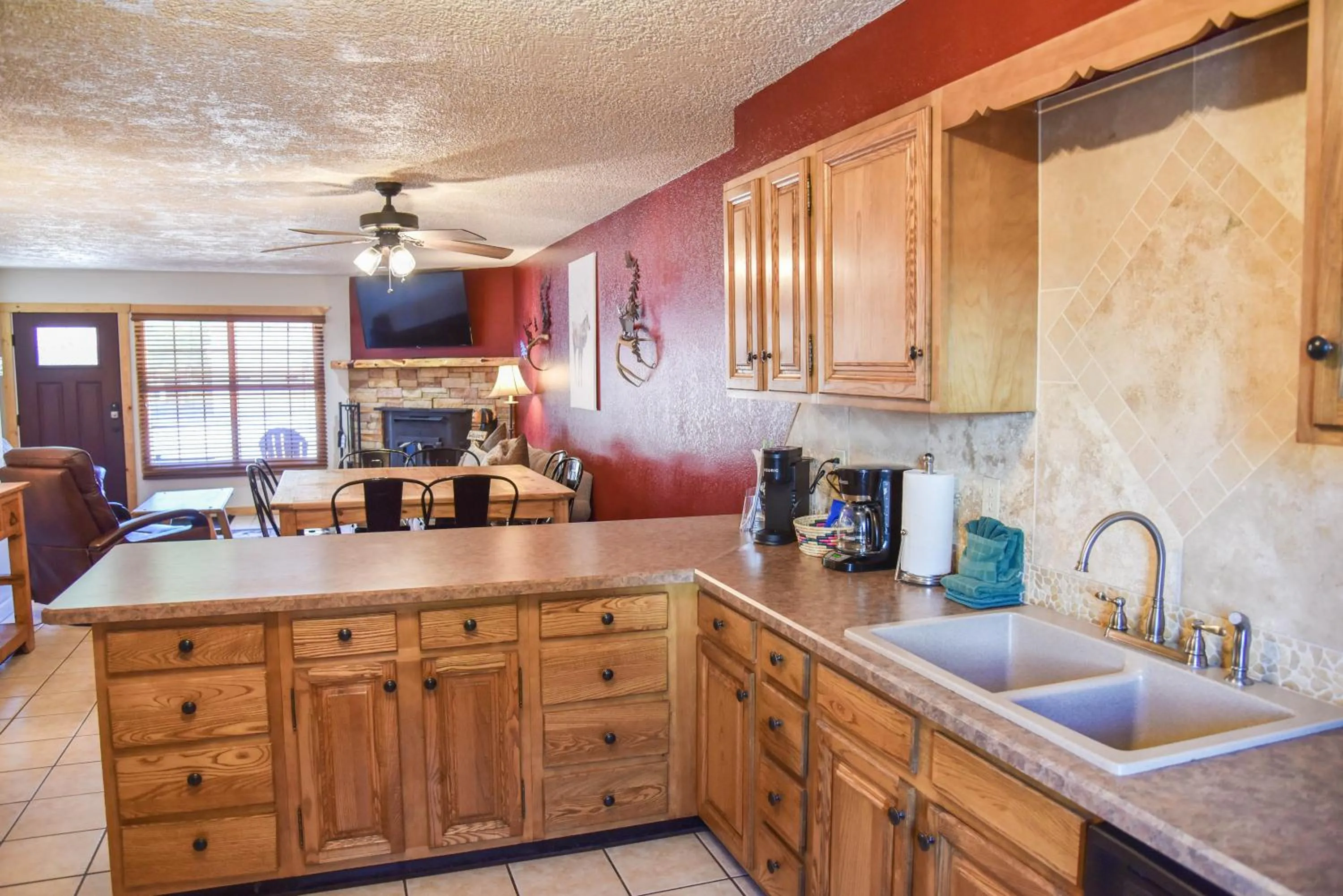 Property building in Mountain Memories, Walk To Ski Area, Town, Fishing