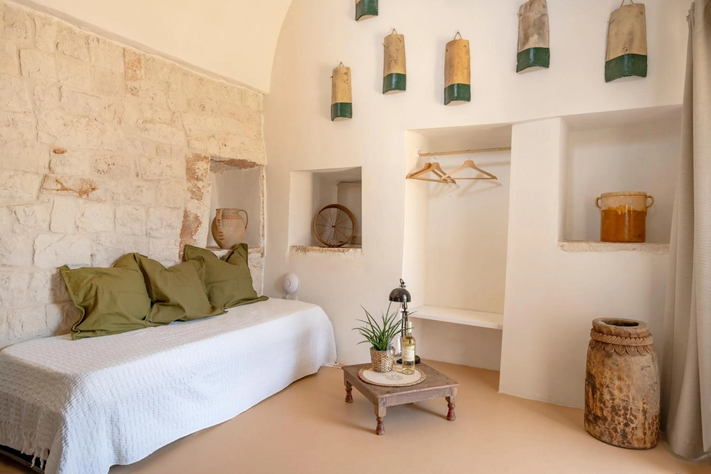 Bed in Augusta Trulli Resort B&B