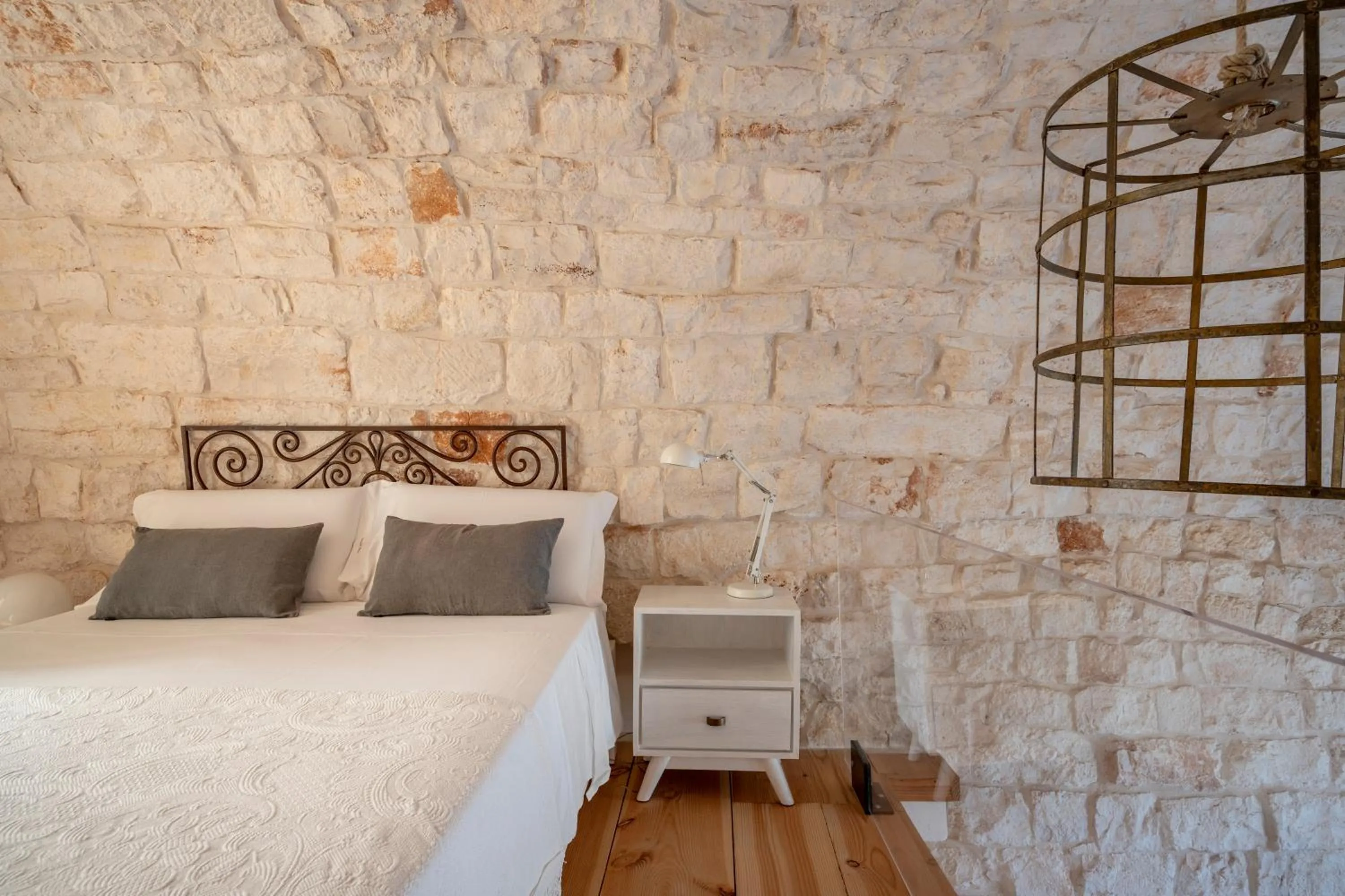 Bed in Augusta Trulli Resort B&B