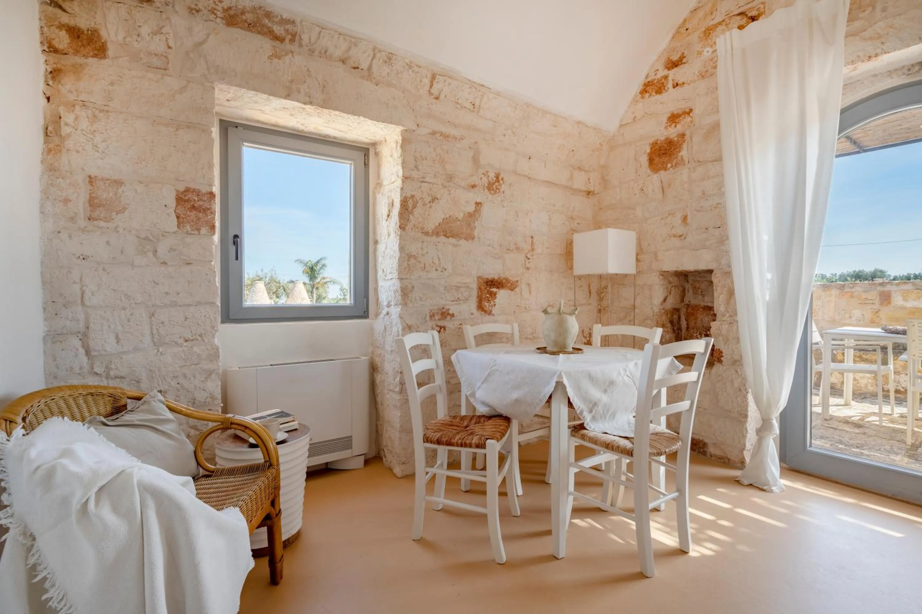 Bed in Augusta Trulli Resort B&B