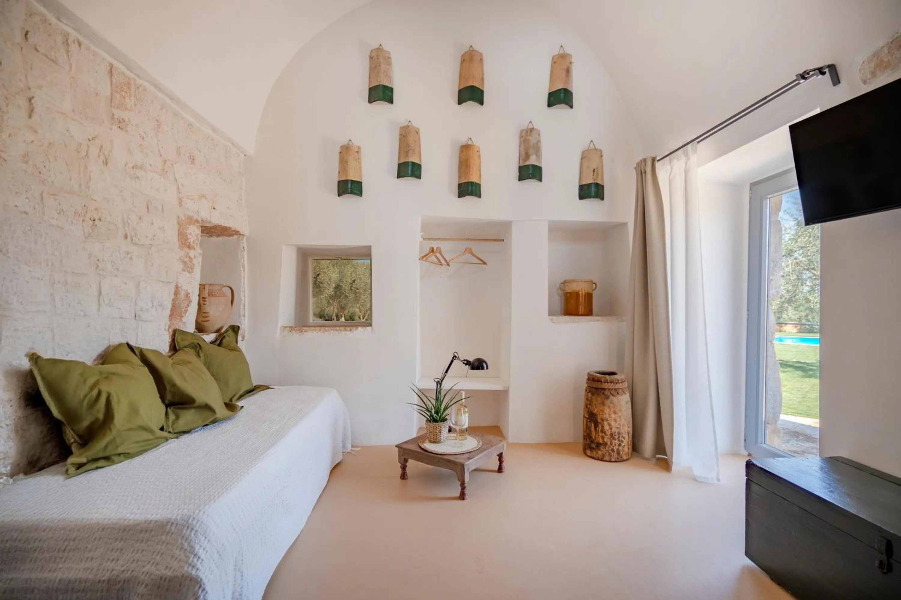 Bed in Augusta Trulli Resort B&B