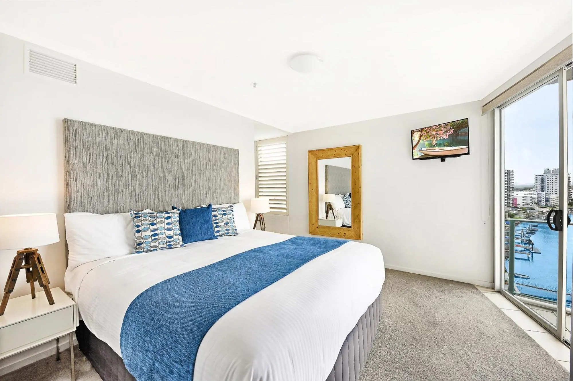 Bed in The Duporth Riverside