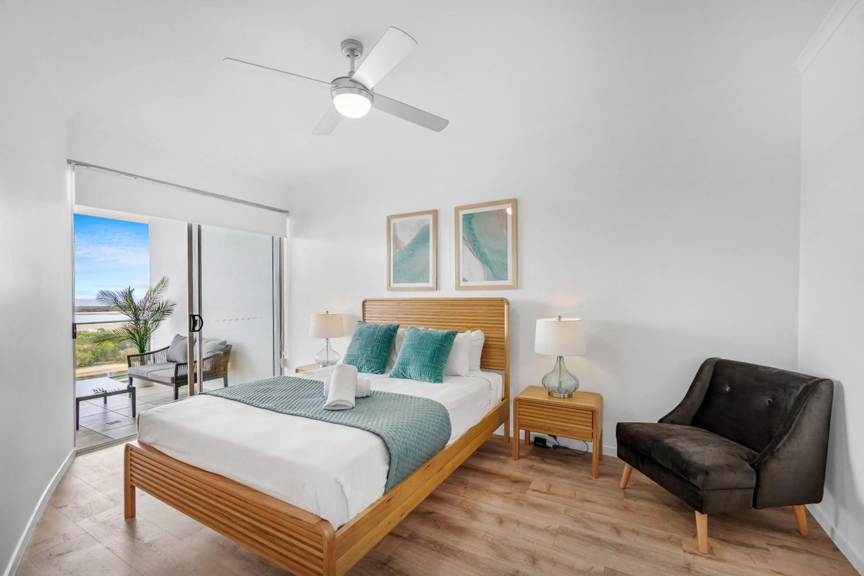 Bedroom, Bed in The Duporth Riverside