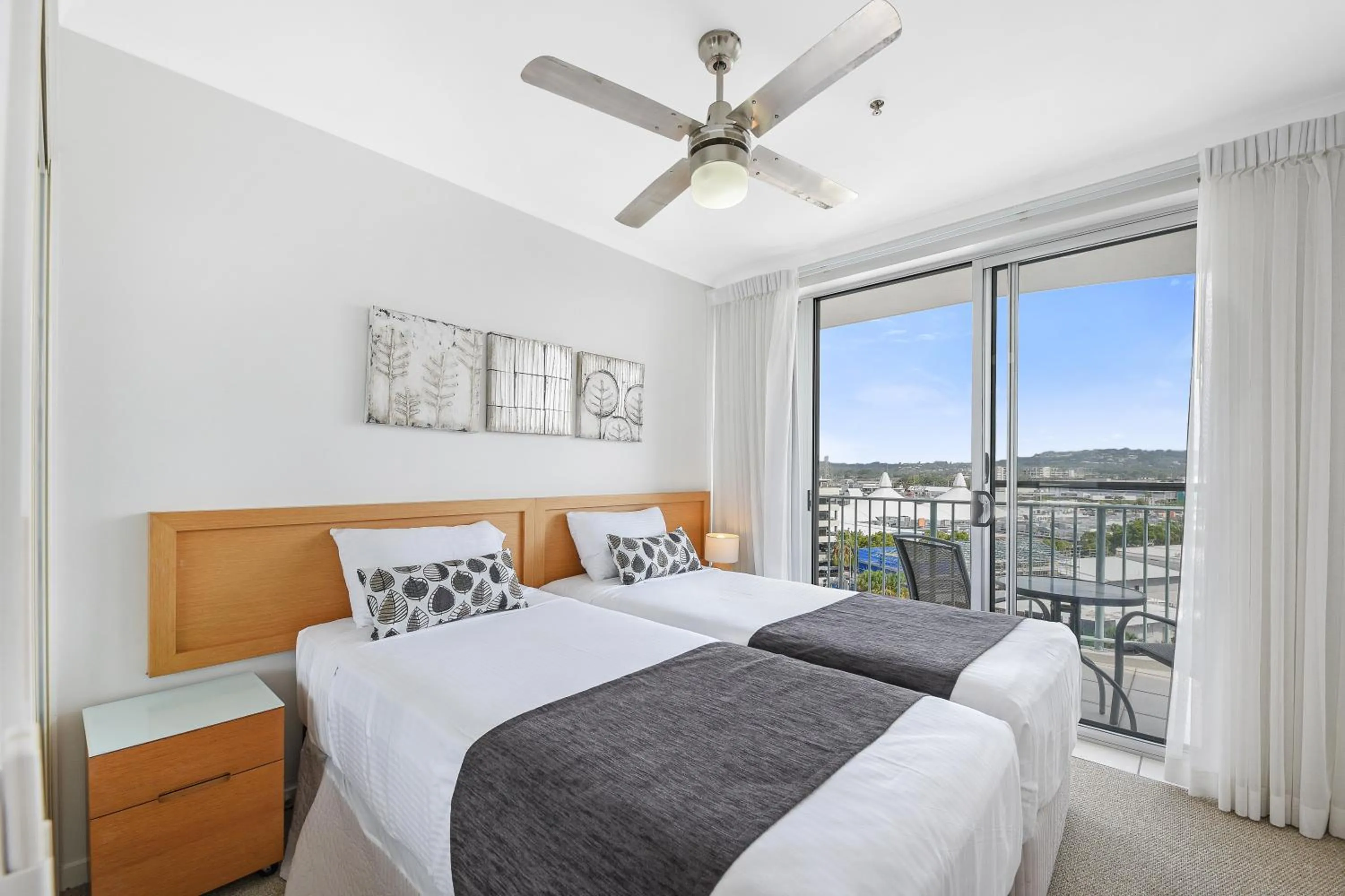 Bedroom, Bed in The Duporth Riverside