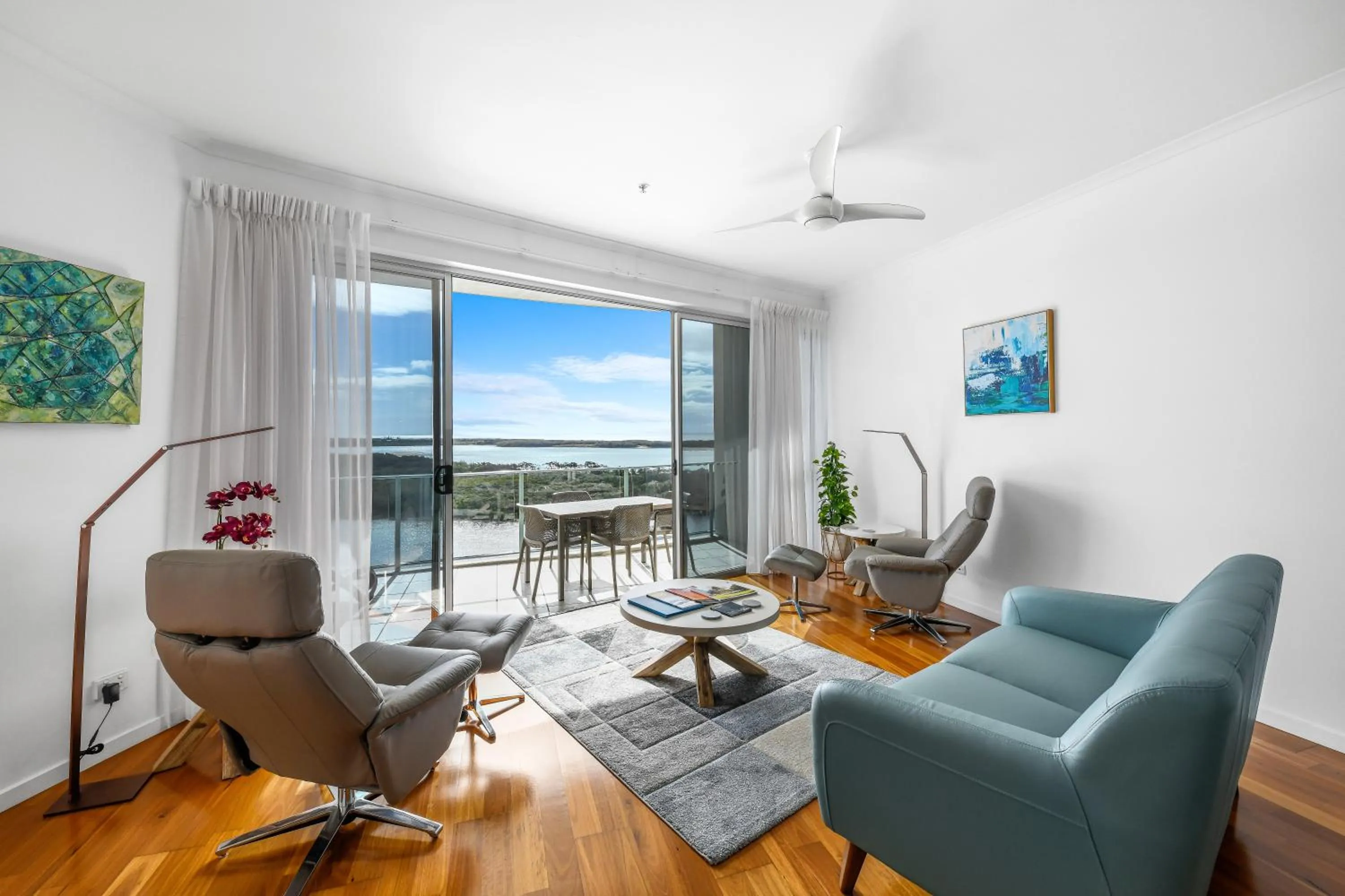 Seating area in The Duporth Riverside