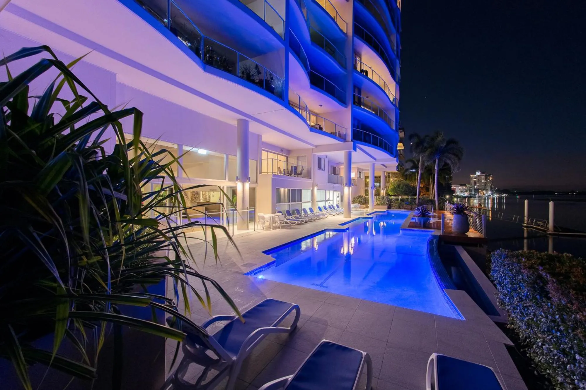 Swimming pool in The Duporth Riverside