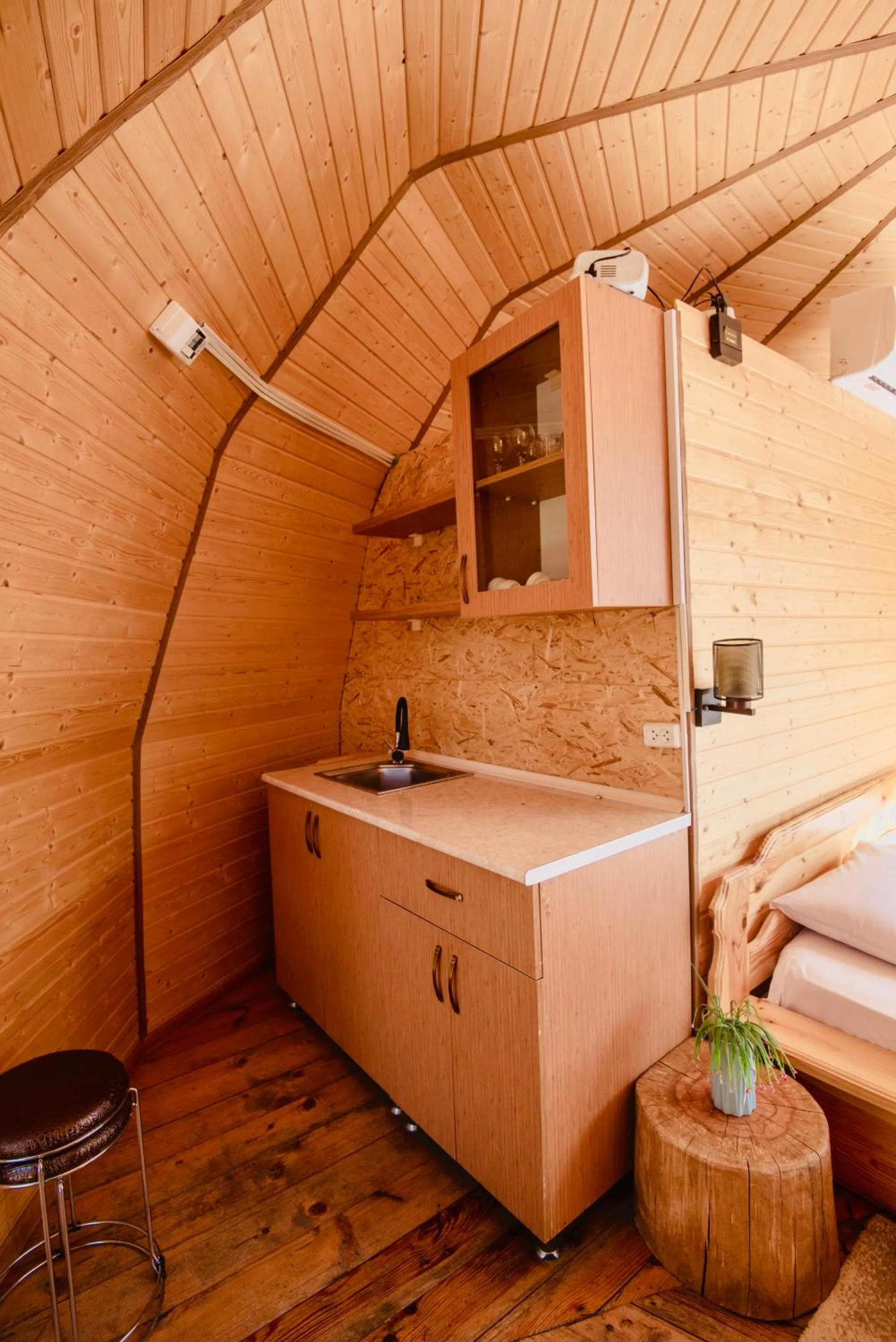 Kitchen or kitchenette in Paradise Inn