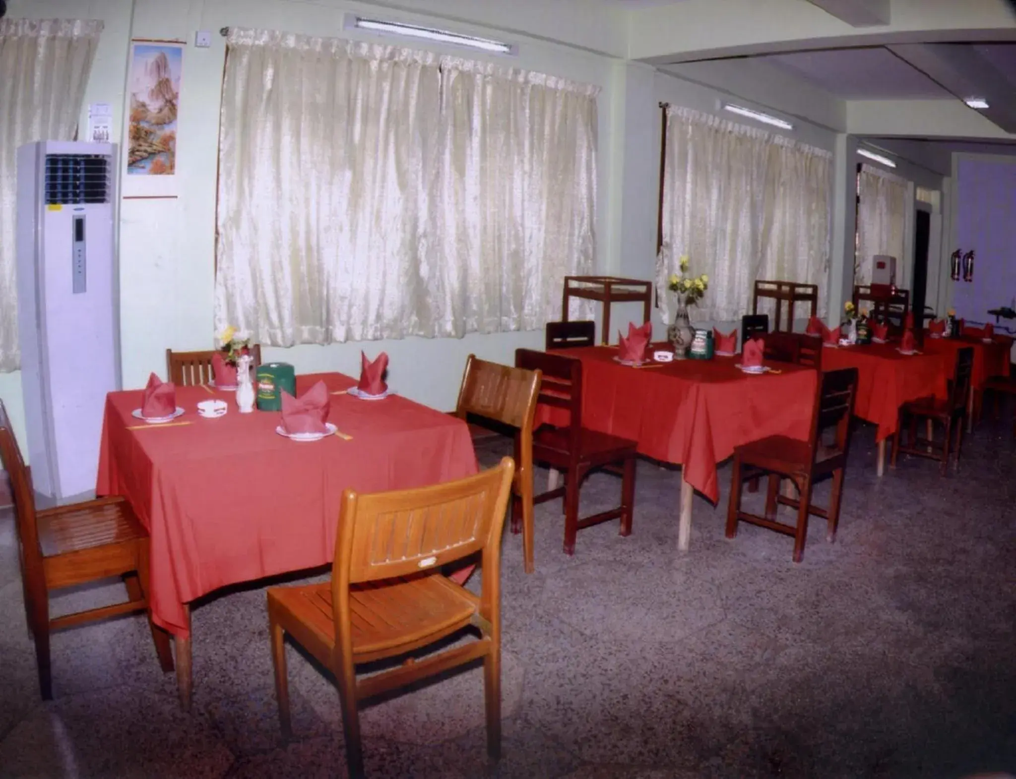 Restaurant/places to eat in Hotel Shwe Eain Taw Restaurant/places to eat in Hotel Shwe Eain Taw