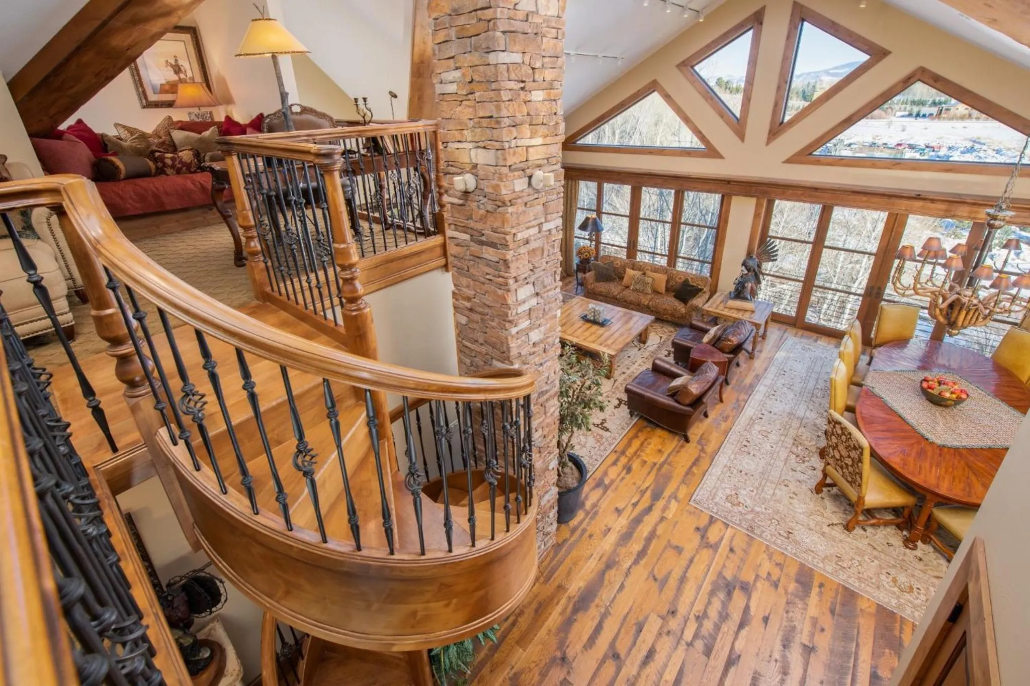 Living room in Snake River Lodge